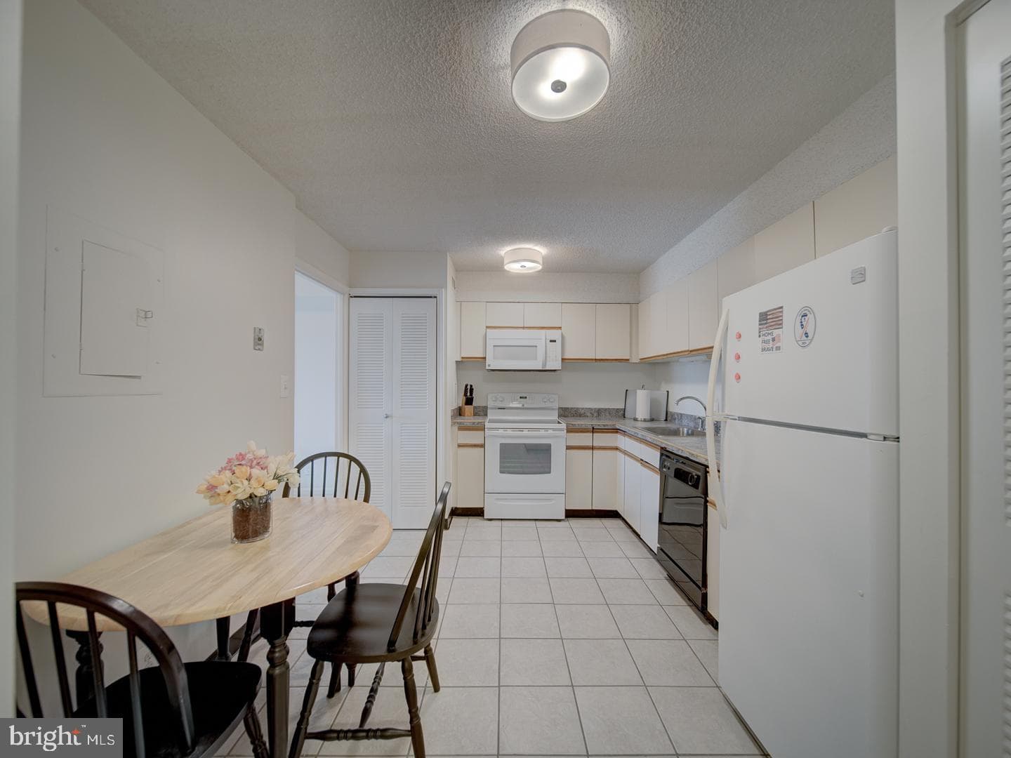 3800 Powell Lane #727 photo 5