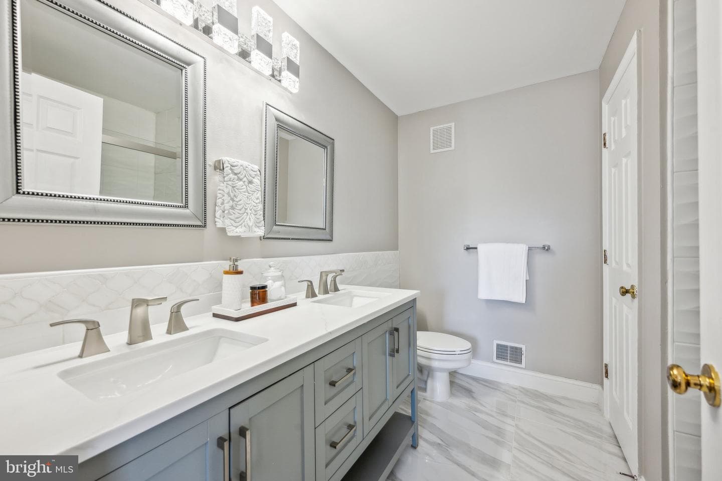 8830 Ashgrove House Lane #201 photo 22