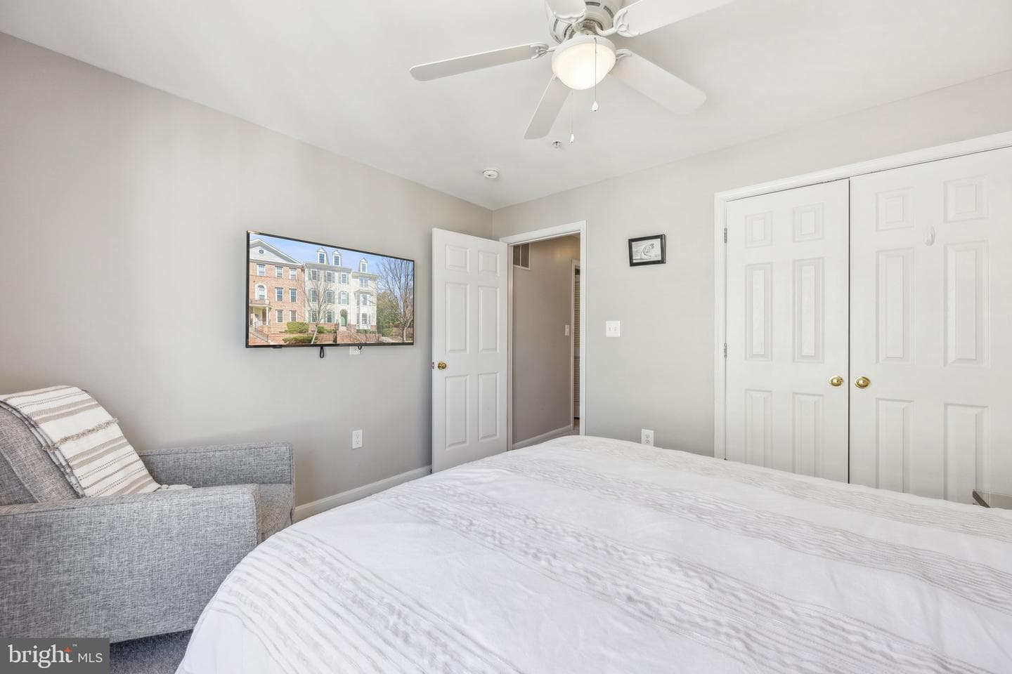 8830 Ashgrove House Lane #201 photo 28