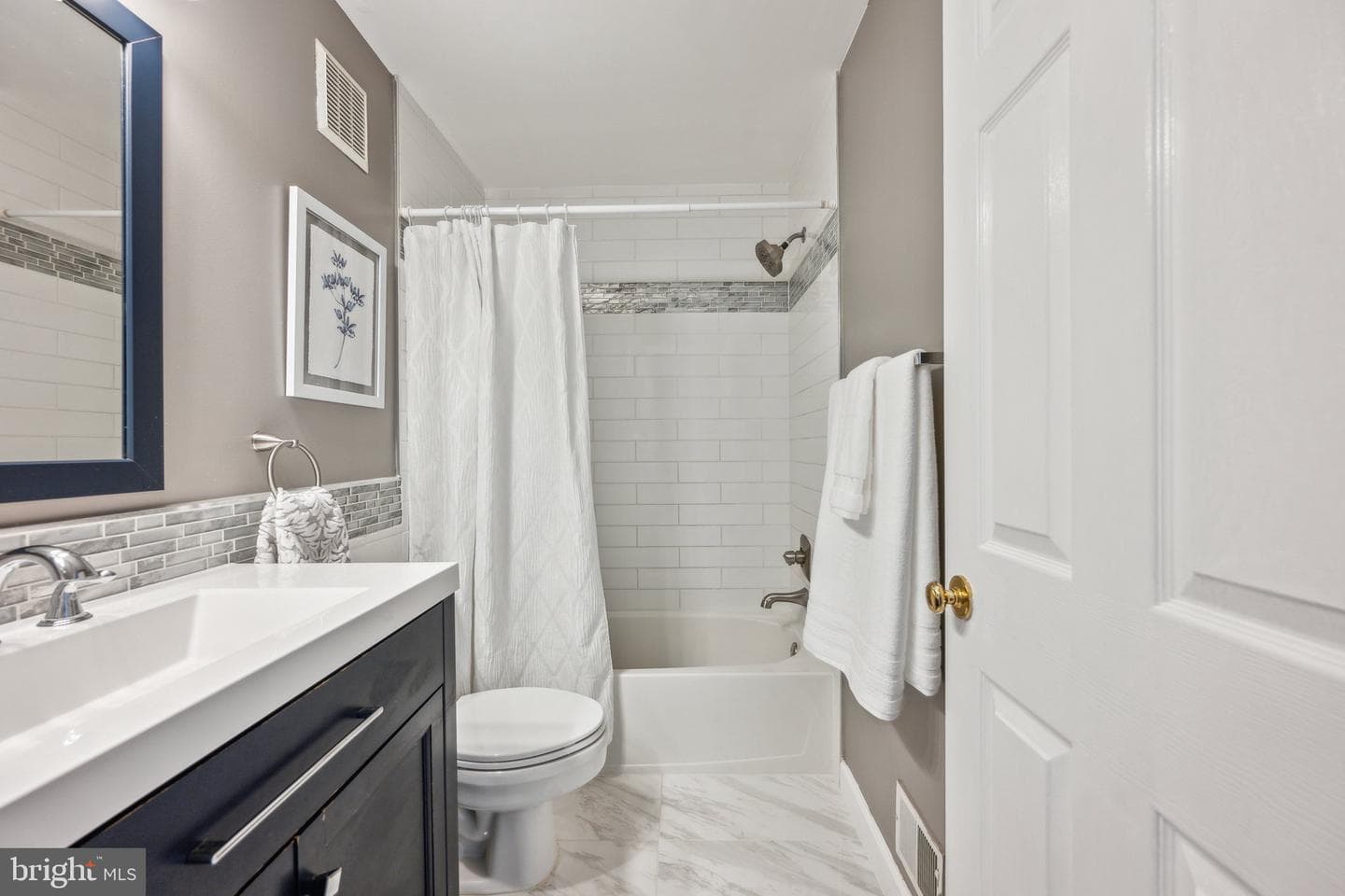 8830 Ashgrove House Lane #201 photo 30