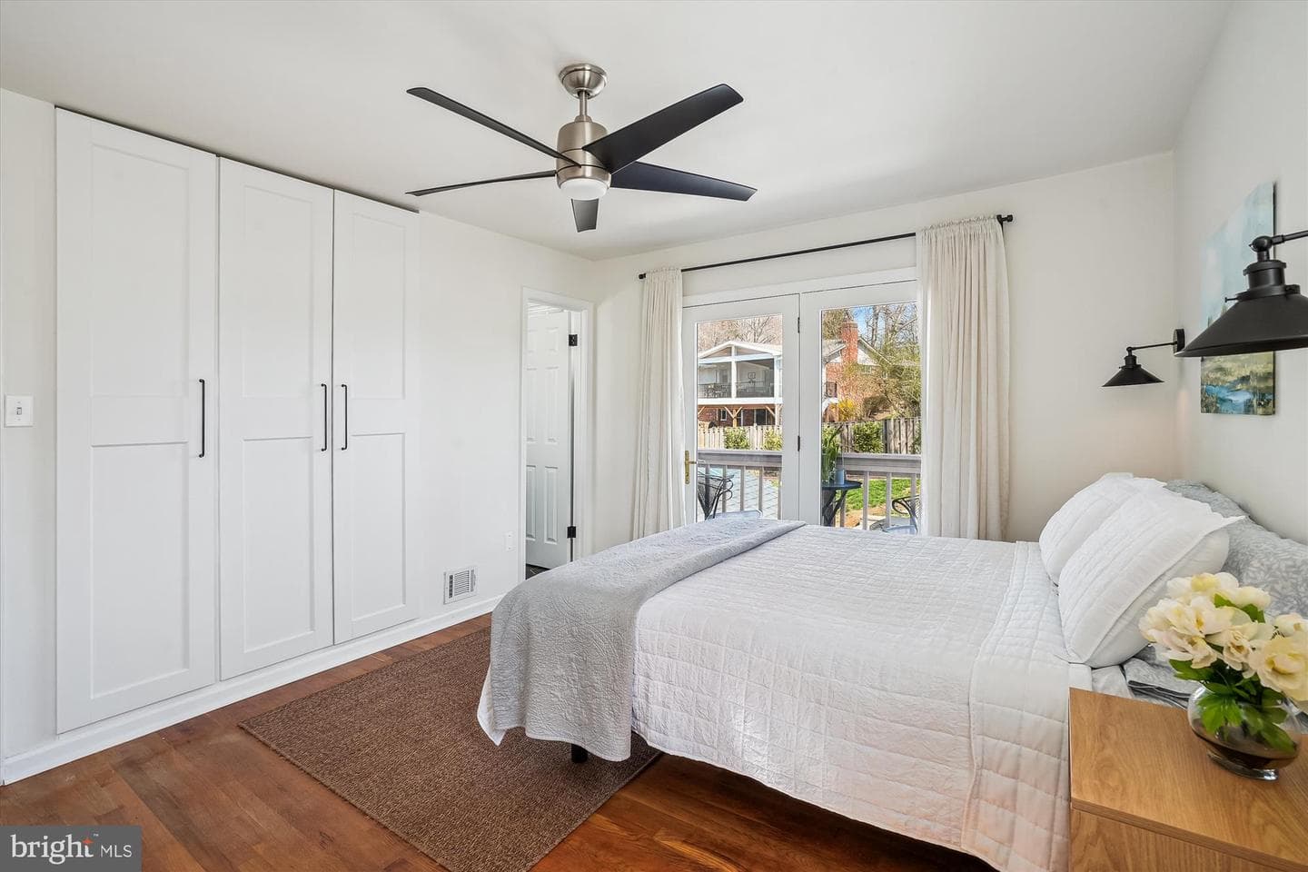 5517 Yorkshire Street photo 16