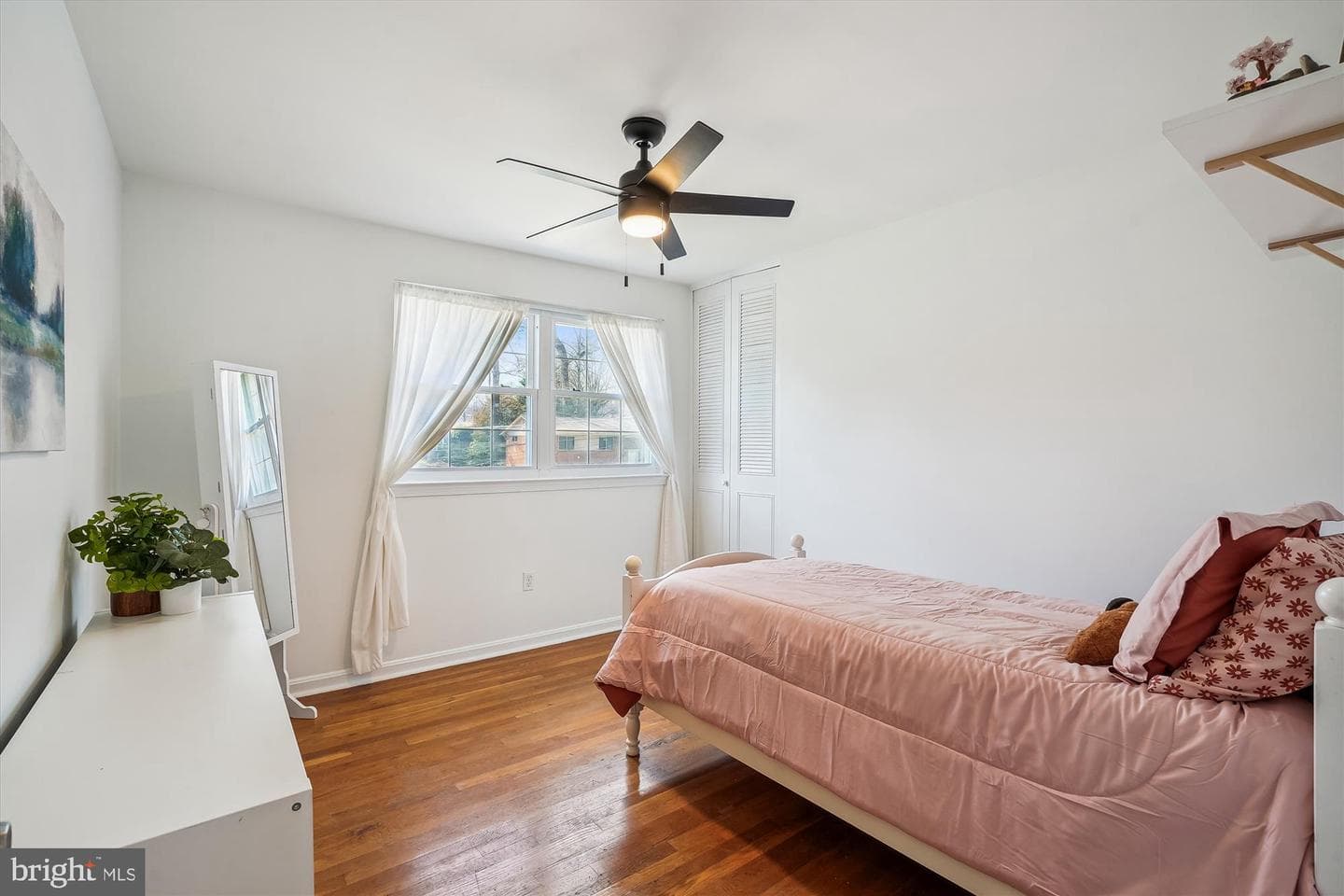 5517 Yorkshire Street photo 20