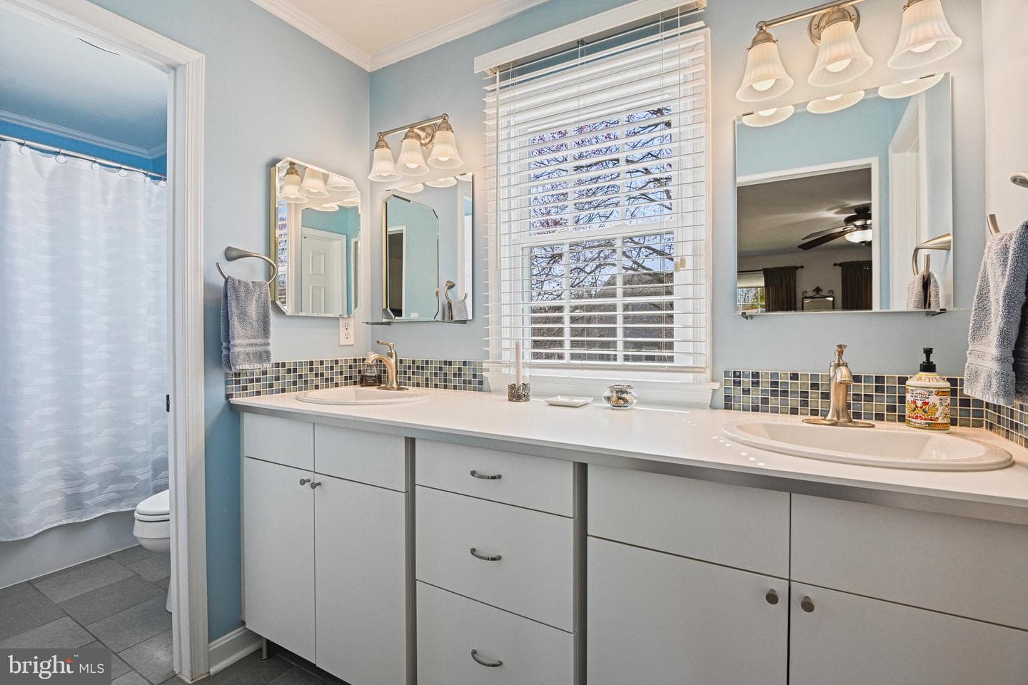 14527 William Carr Lane photo 15