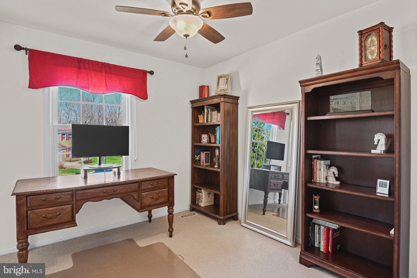 14527 William Carr Lane photo 16