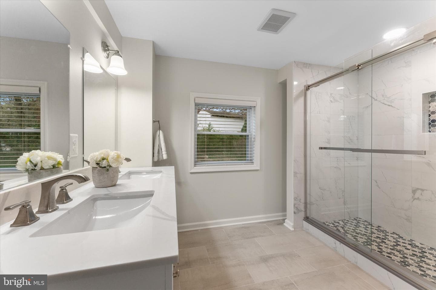 2741 Woodley Place photo 14