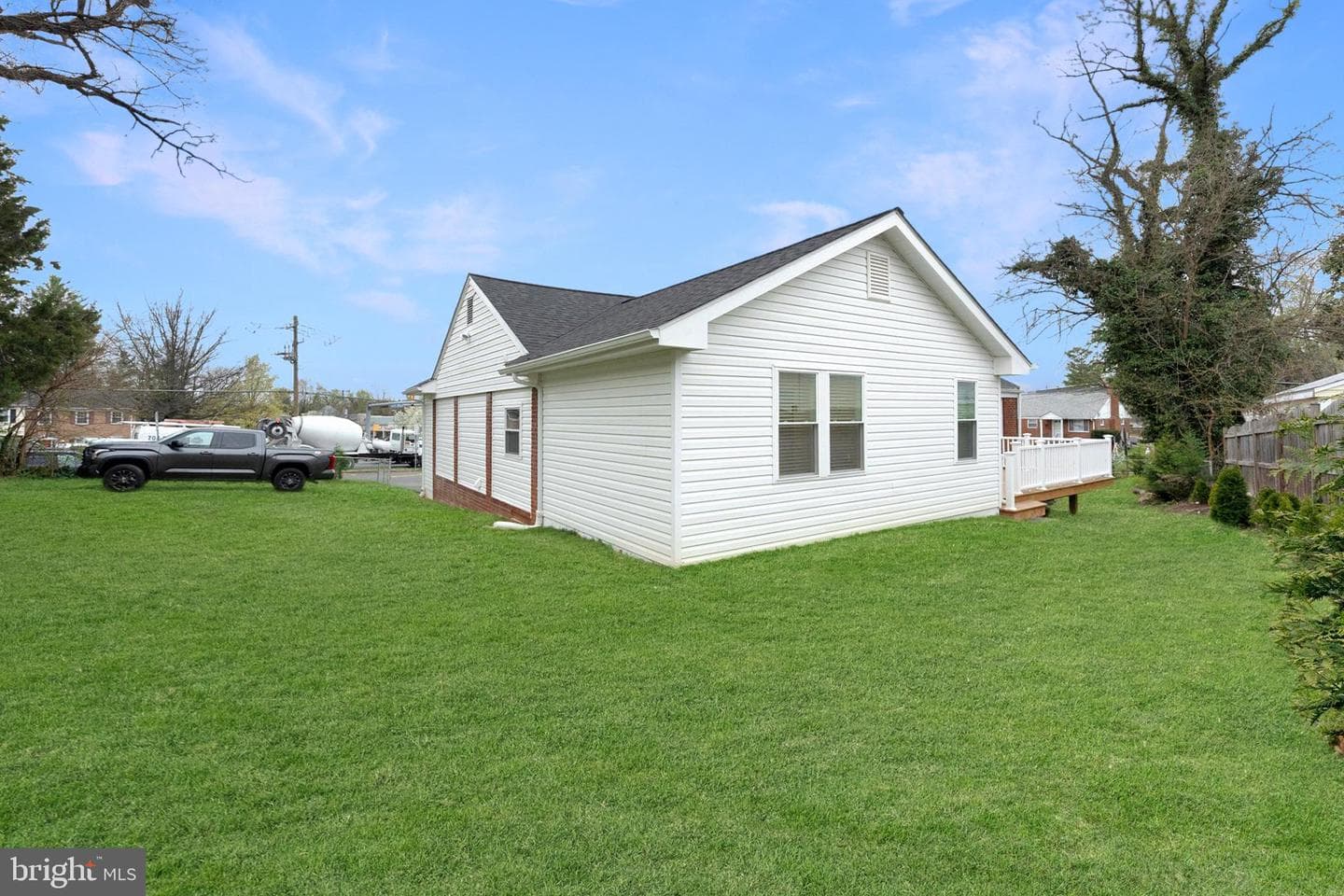 2741 Woodley Place photo 30