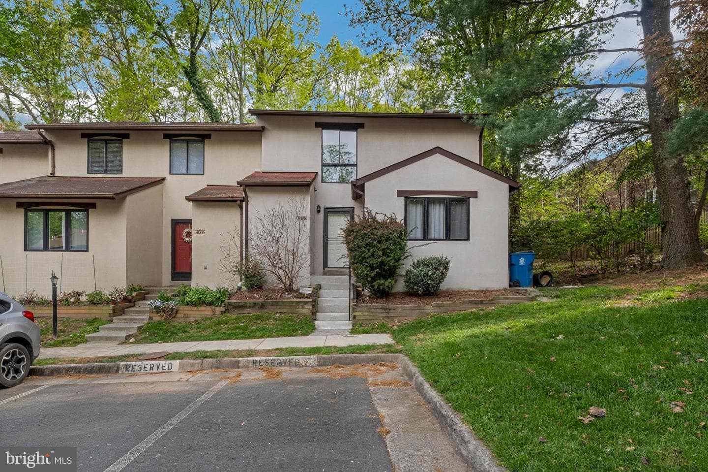 2310 Glade Bank Way photo 2