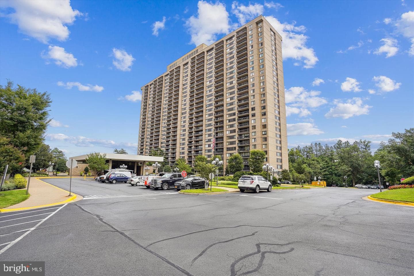 3705 S George Mason Drive #1717s photo 1
