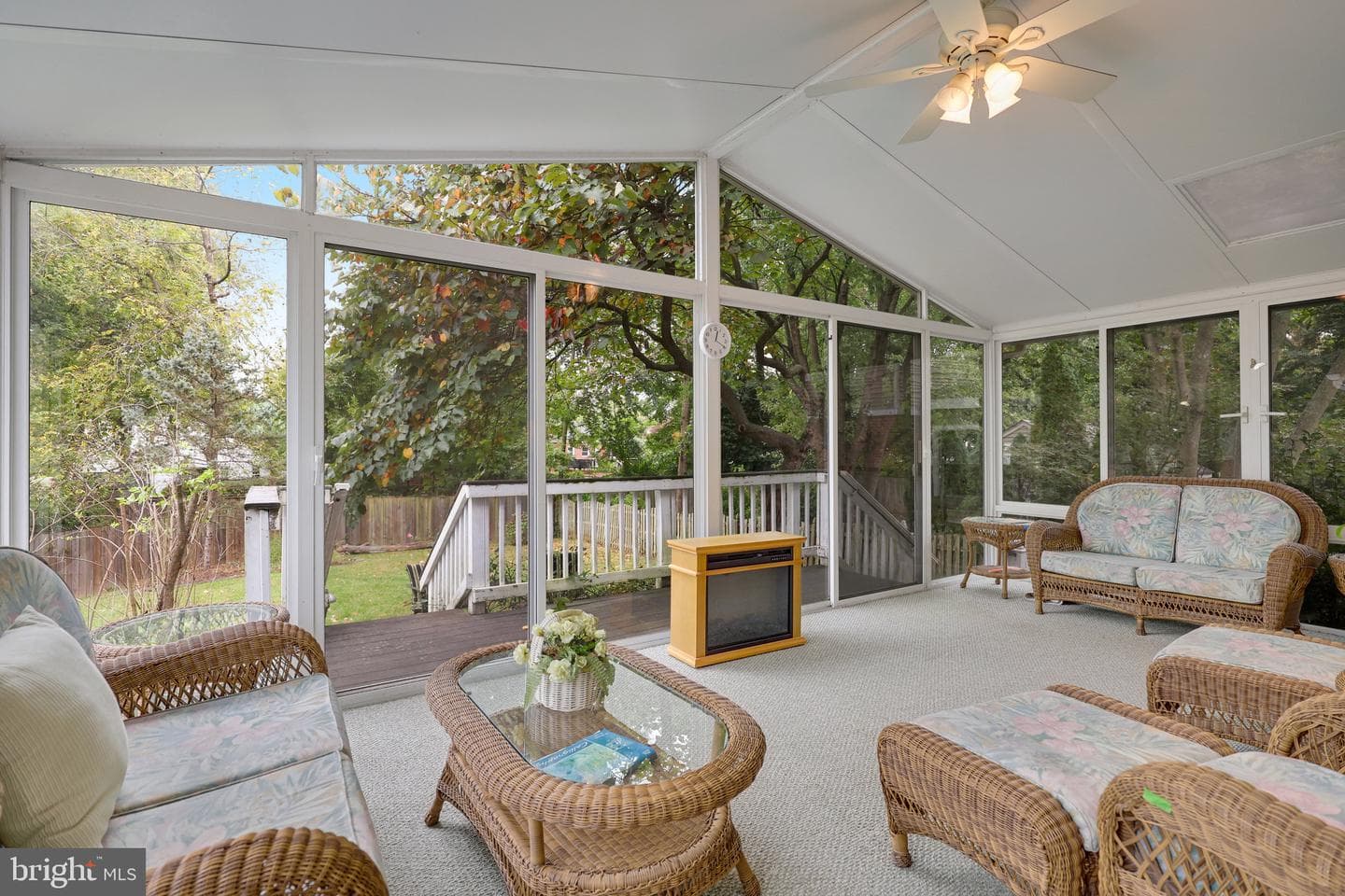 2805 Woodlawn Avenue photo 3