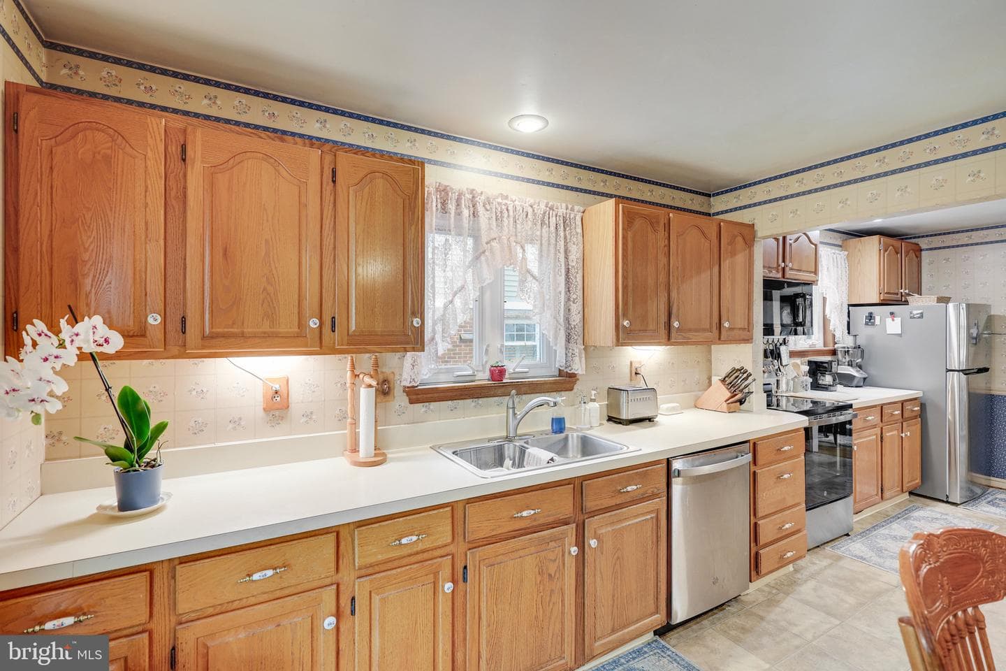 2805 Woodlawn Avenue photo 7