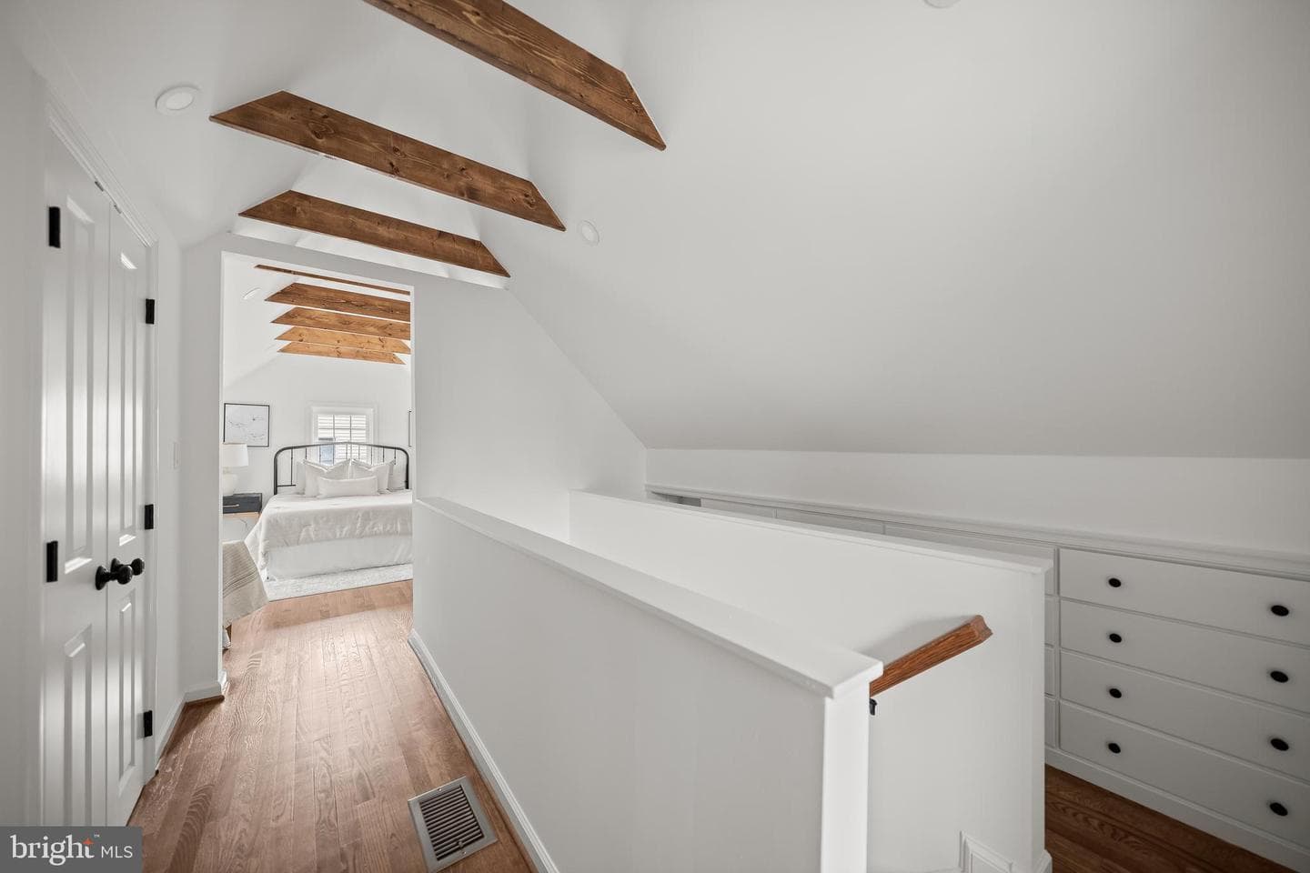2844 Meadow Lane photo 18