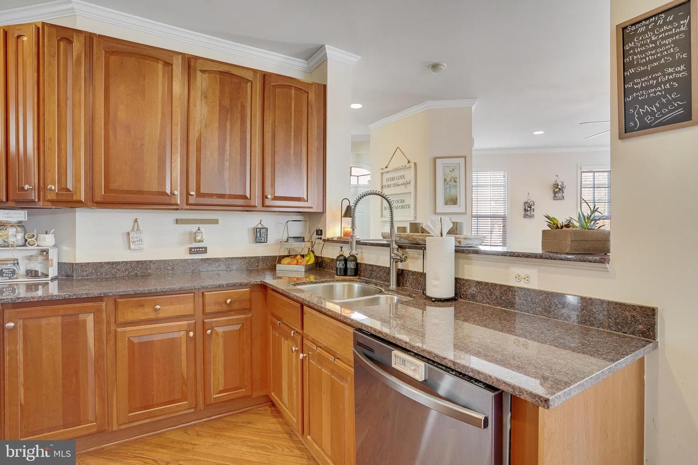 6985 Forepond Court photo 11