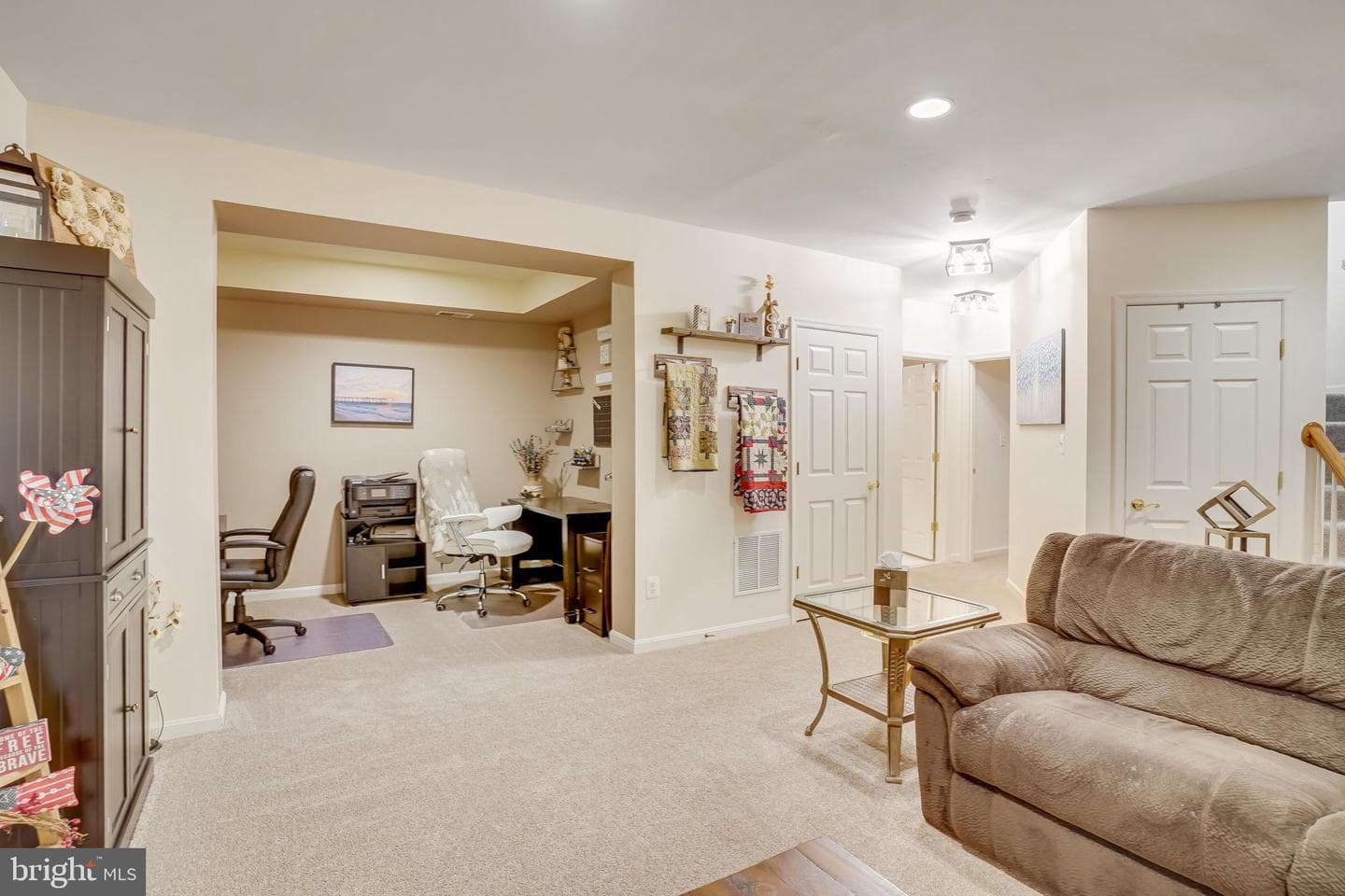 6985 Forepond Court photo 34