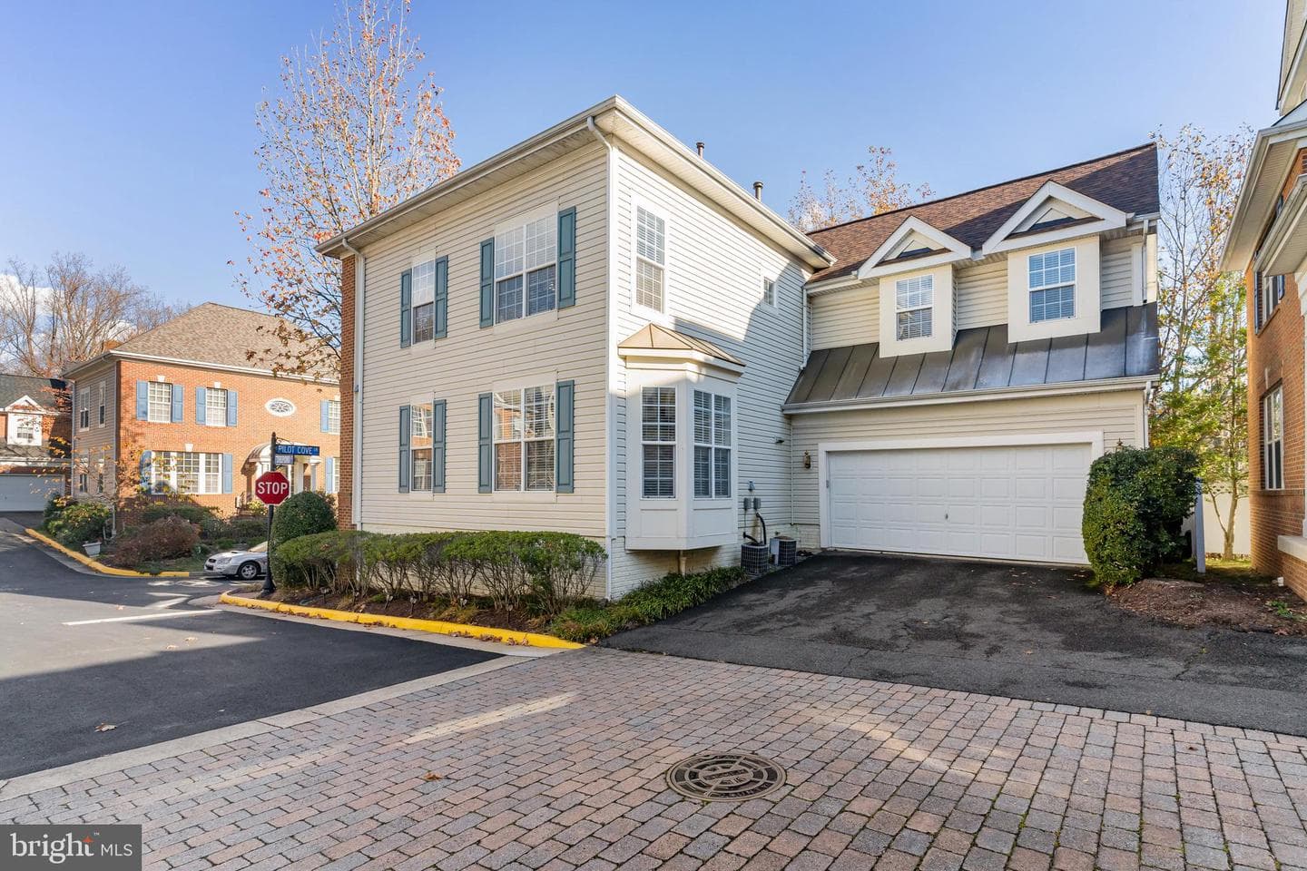 6985 Forepond Court photo 43