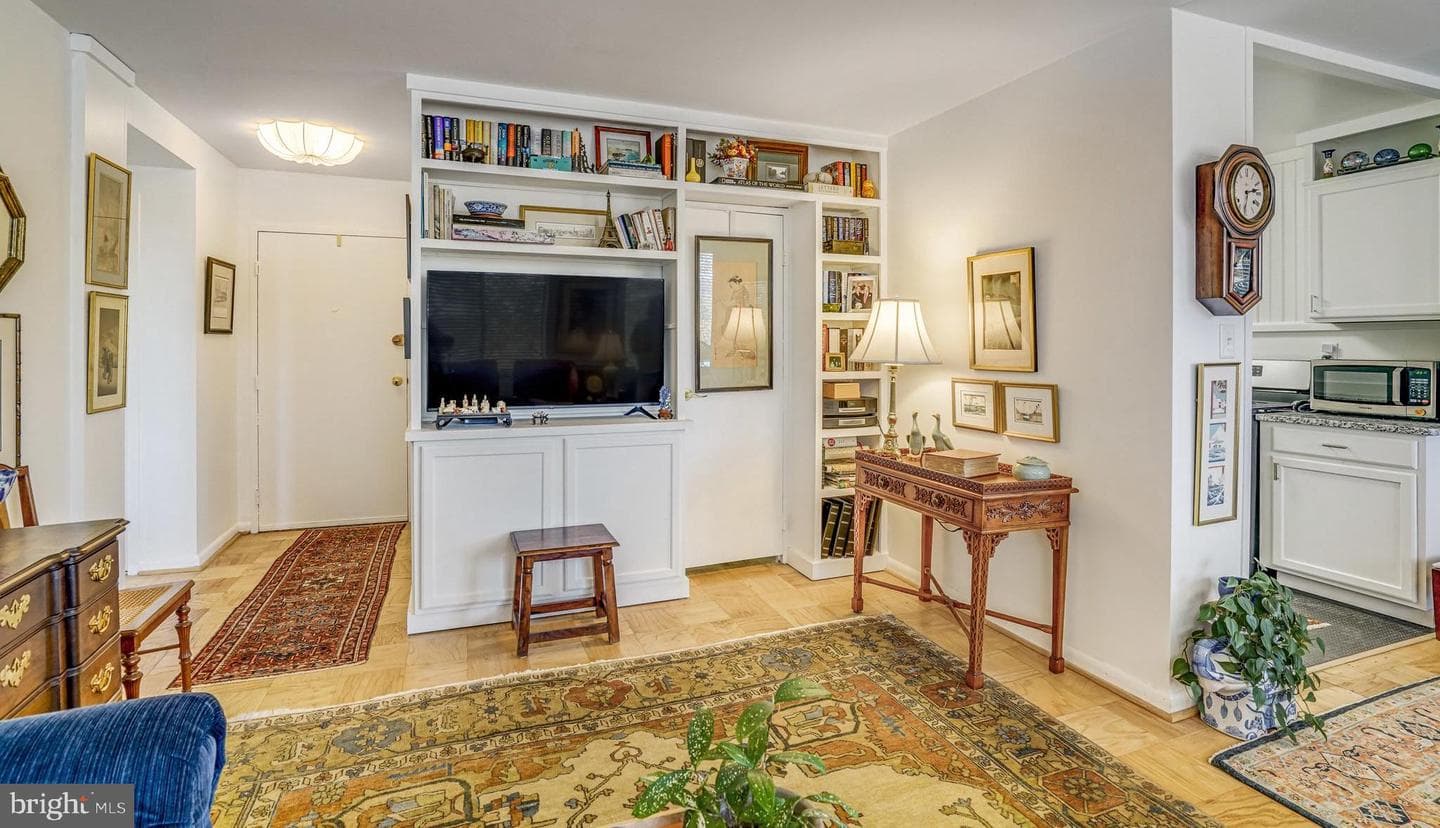 6631 Wakefield Drive #507 photo 8