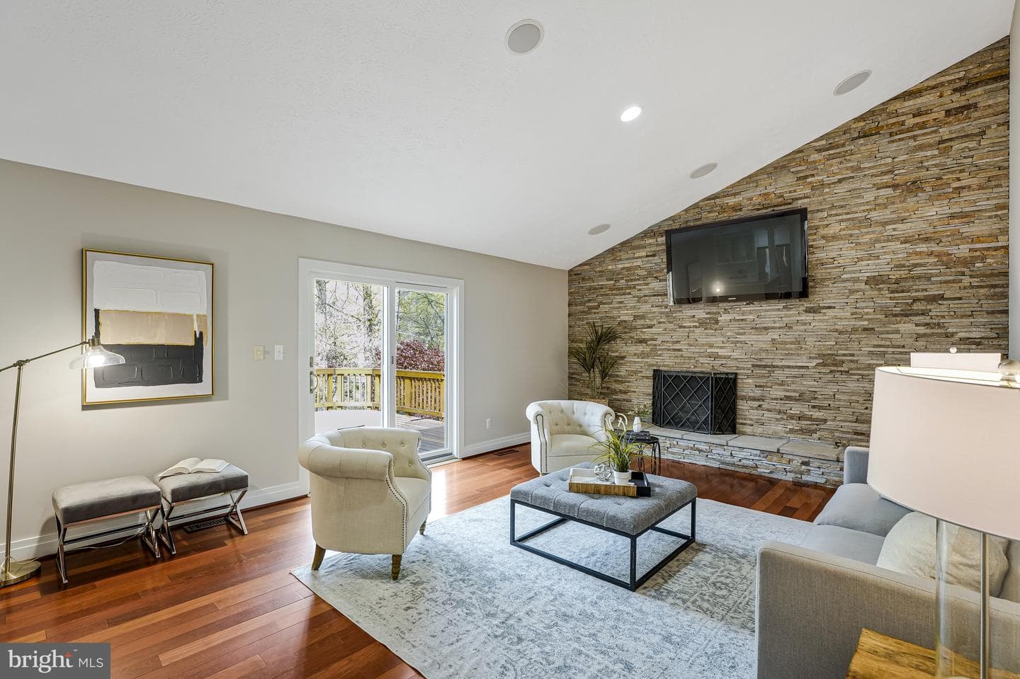 10226 Cedar Pond Drive photo 13