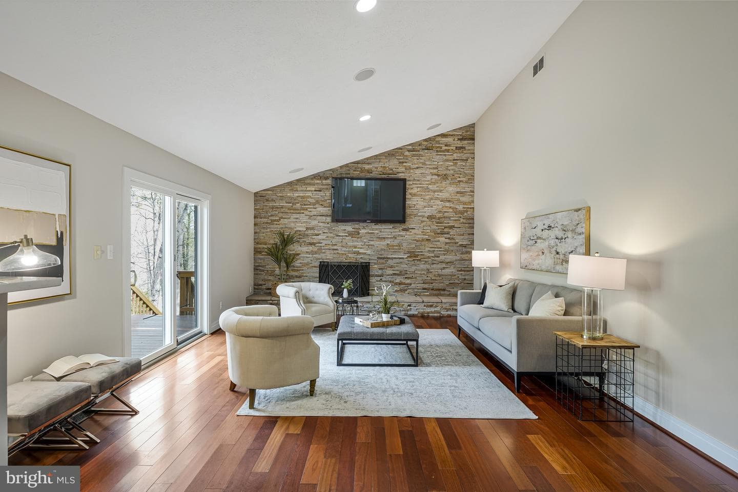 10226 Cedar Pond Drive photo 14