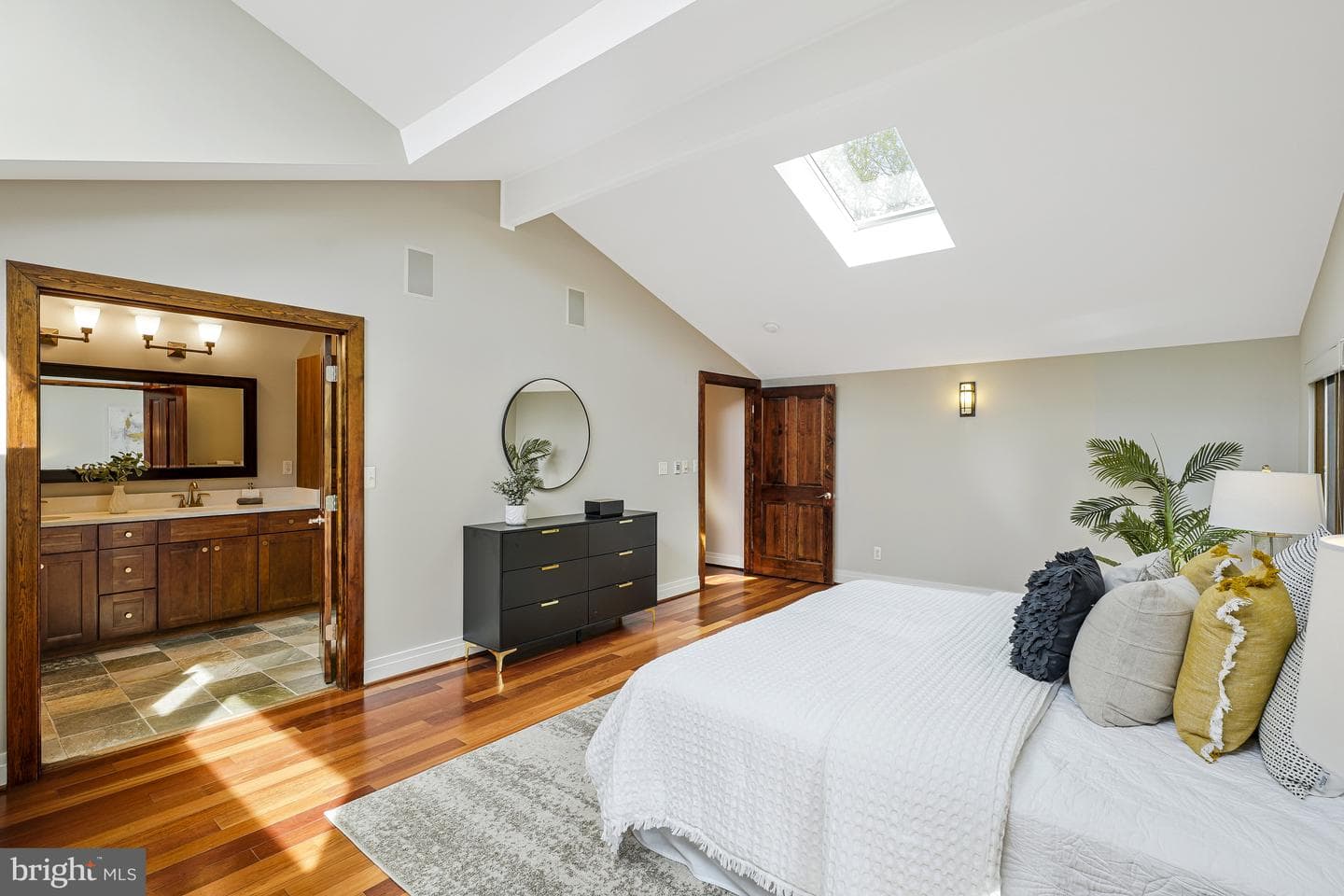 10226 Cedar Pond Drive photo 31
