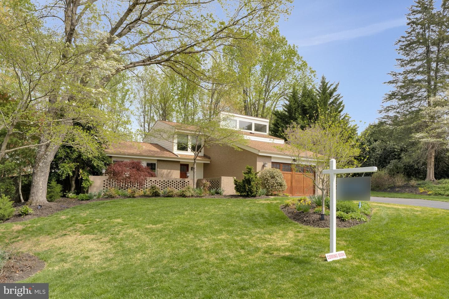 10226 Cedar Pond Drive photo 5