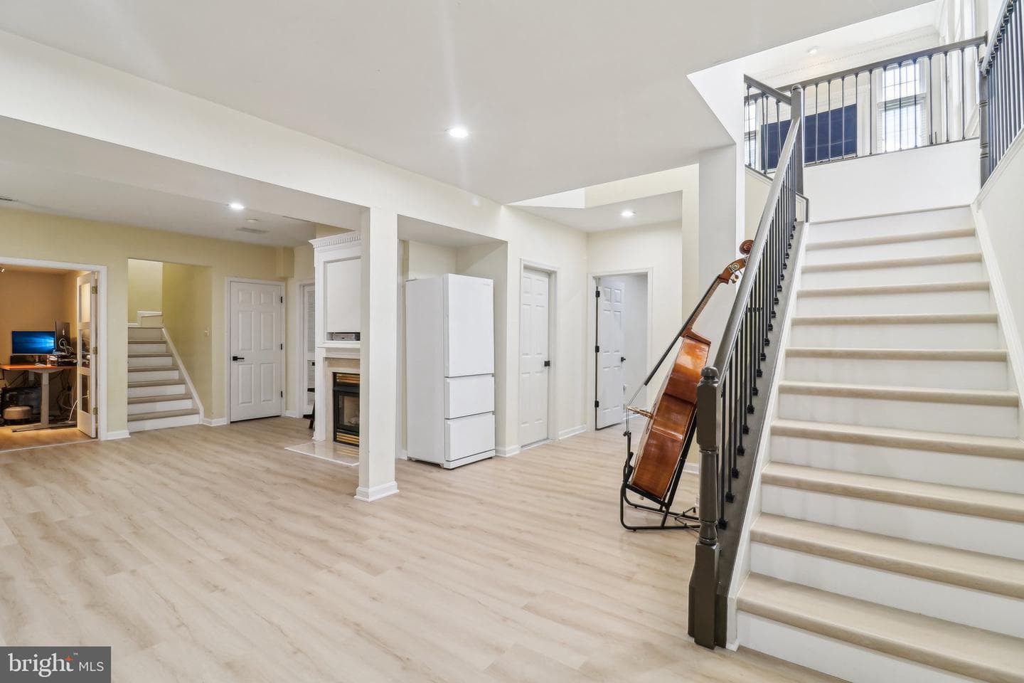 3828 Highland Oaks Drive photo 37