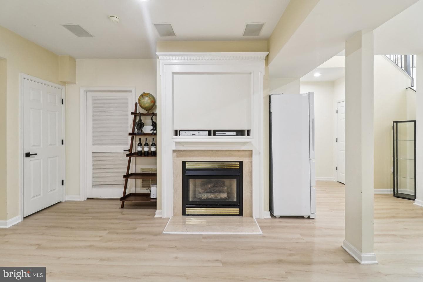 3828 Highland Oaks Drive photo 41