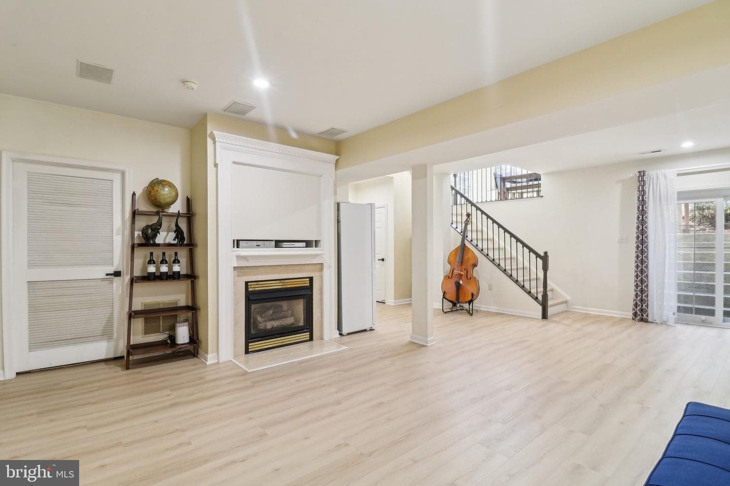 3828 Highland Oaks Drive photo 42