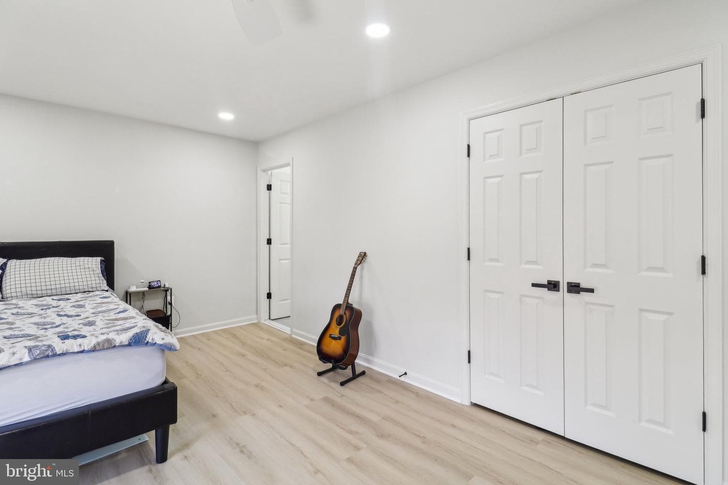 3828 Highland Oaks Drive photo 49