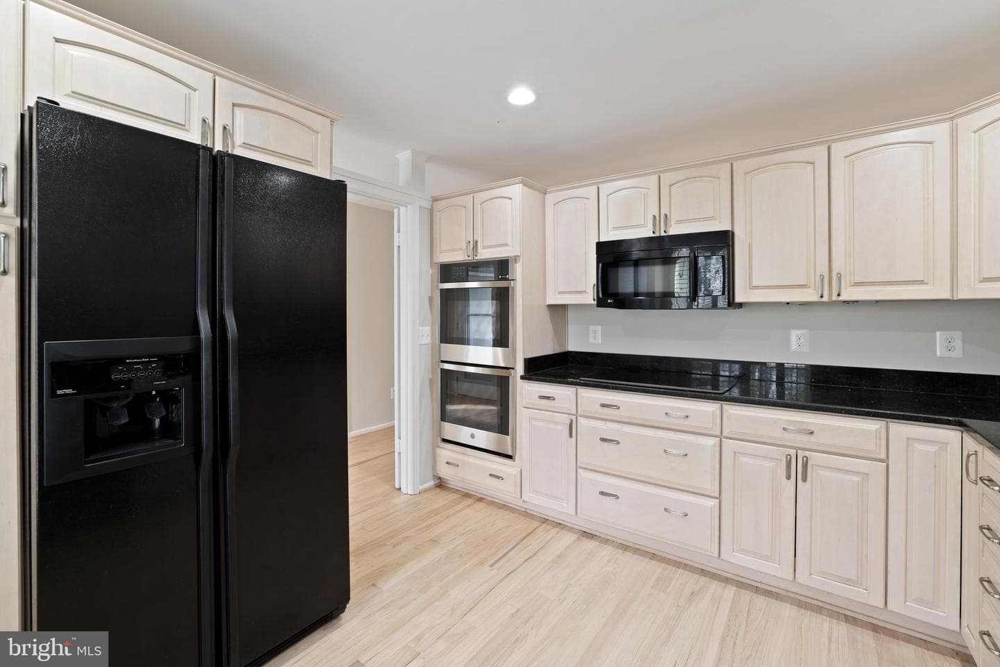3959 Acorn Ridge Court photo 4