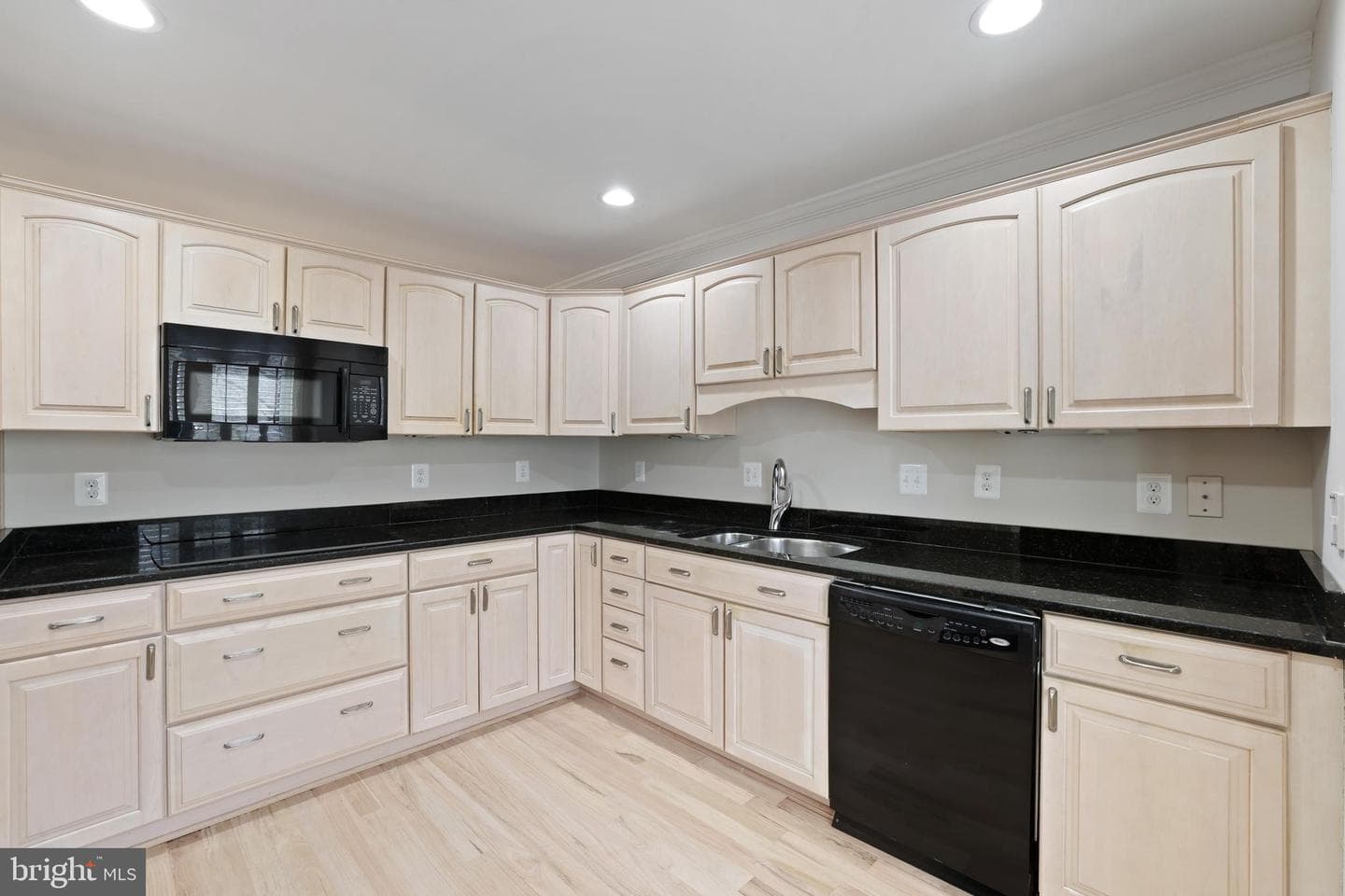 3959 Acorn Ridge Court photo 5