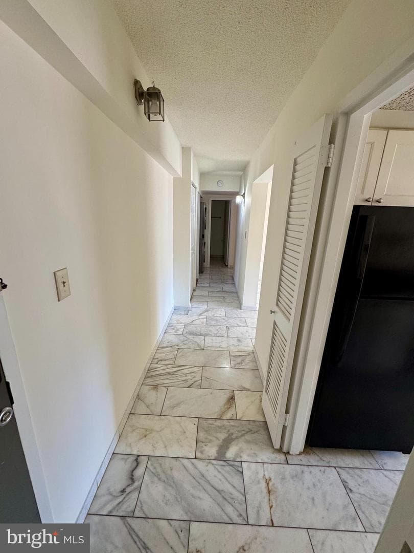 2247 Castle Rock Sq #1b photo 2
