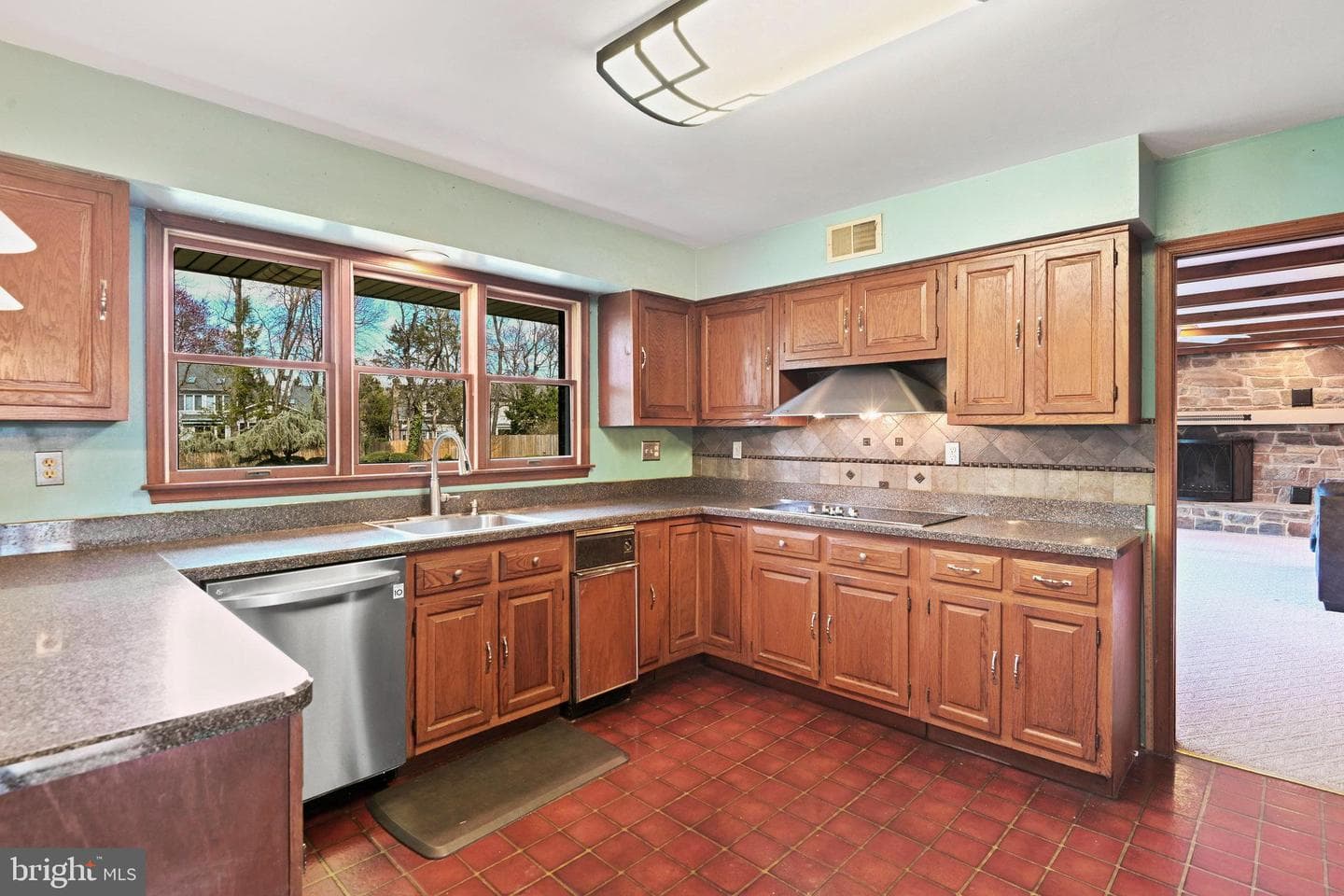 9512 Atwood Road photo 11