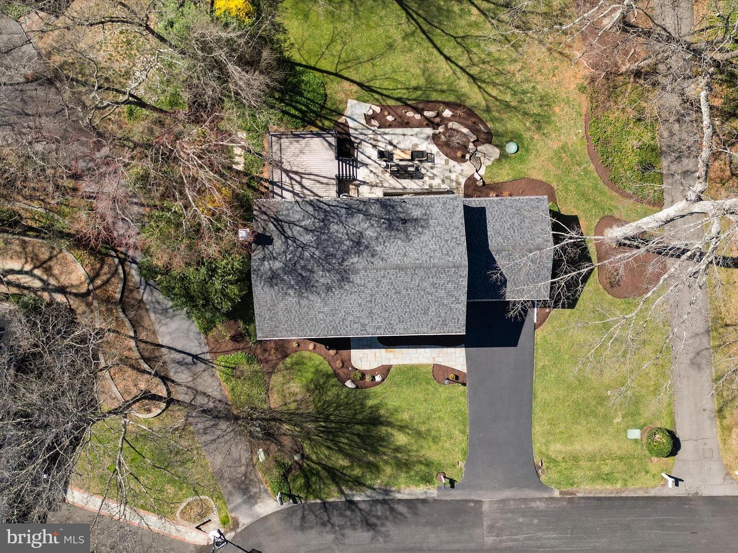 2936 Harvest Glen Court photo 5