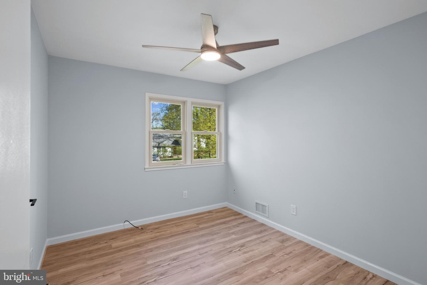 4728 Redfern Court photo 21