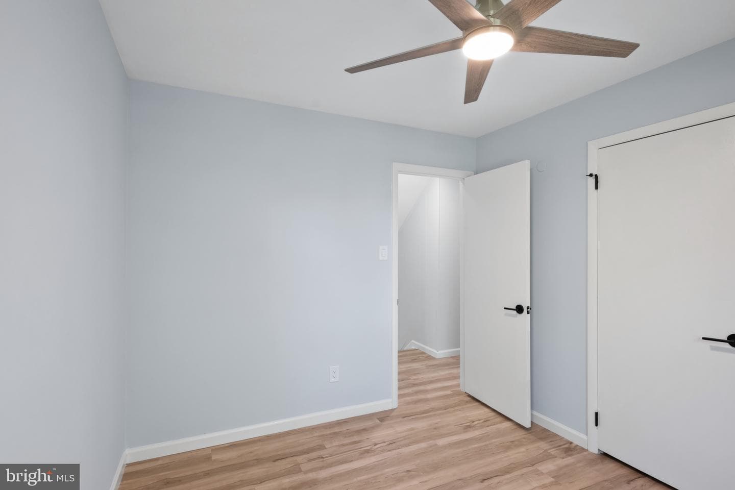 4728 Redfern Court photo 22