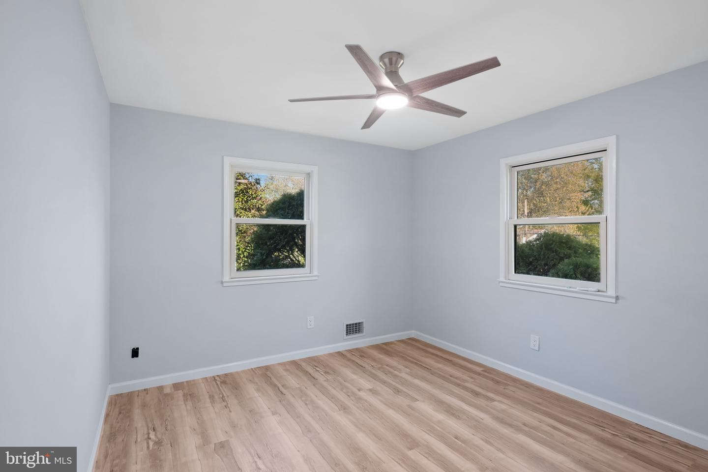 4728 Redfern Court photo 26