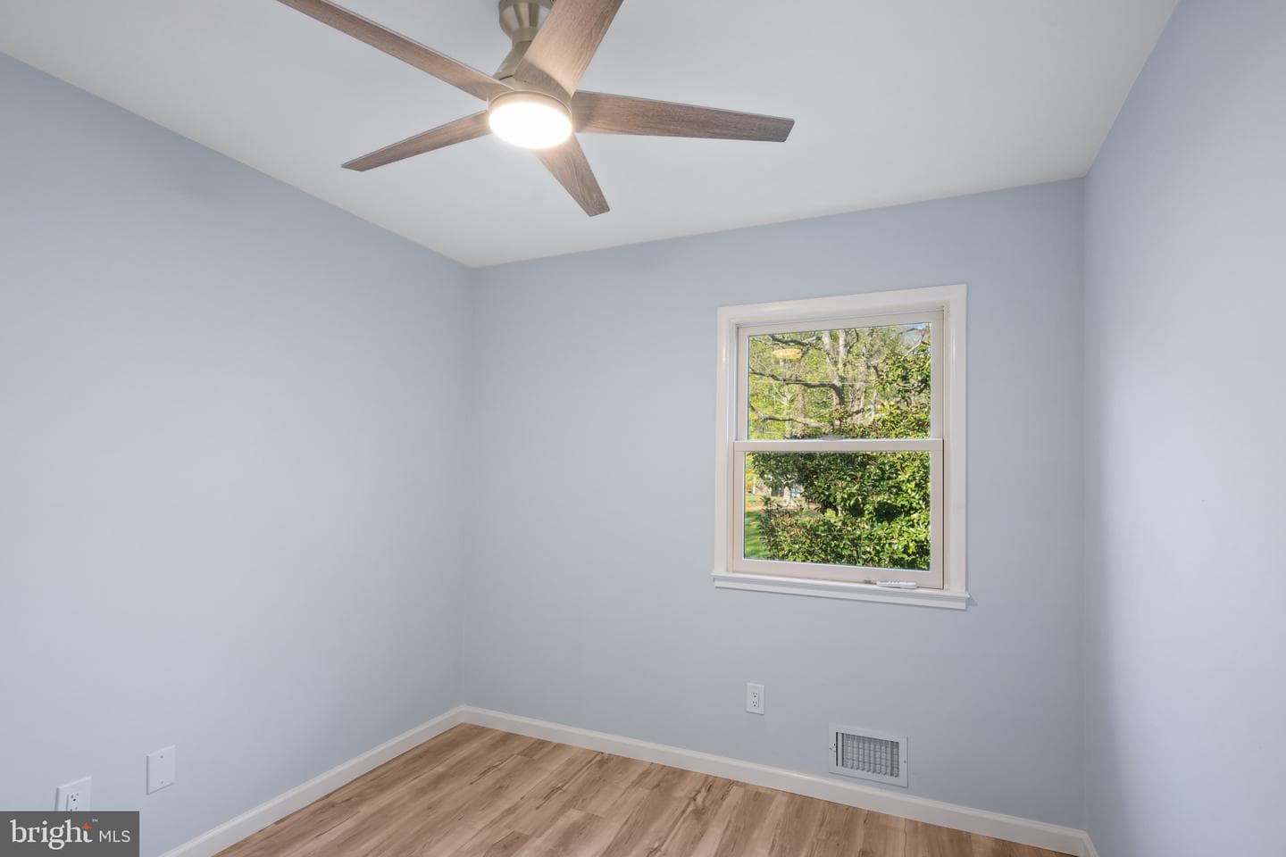 4728 Redfern Court photo 29