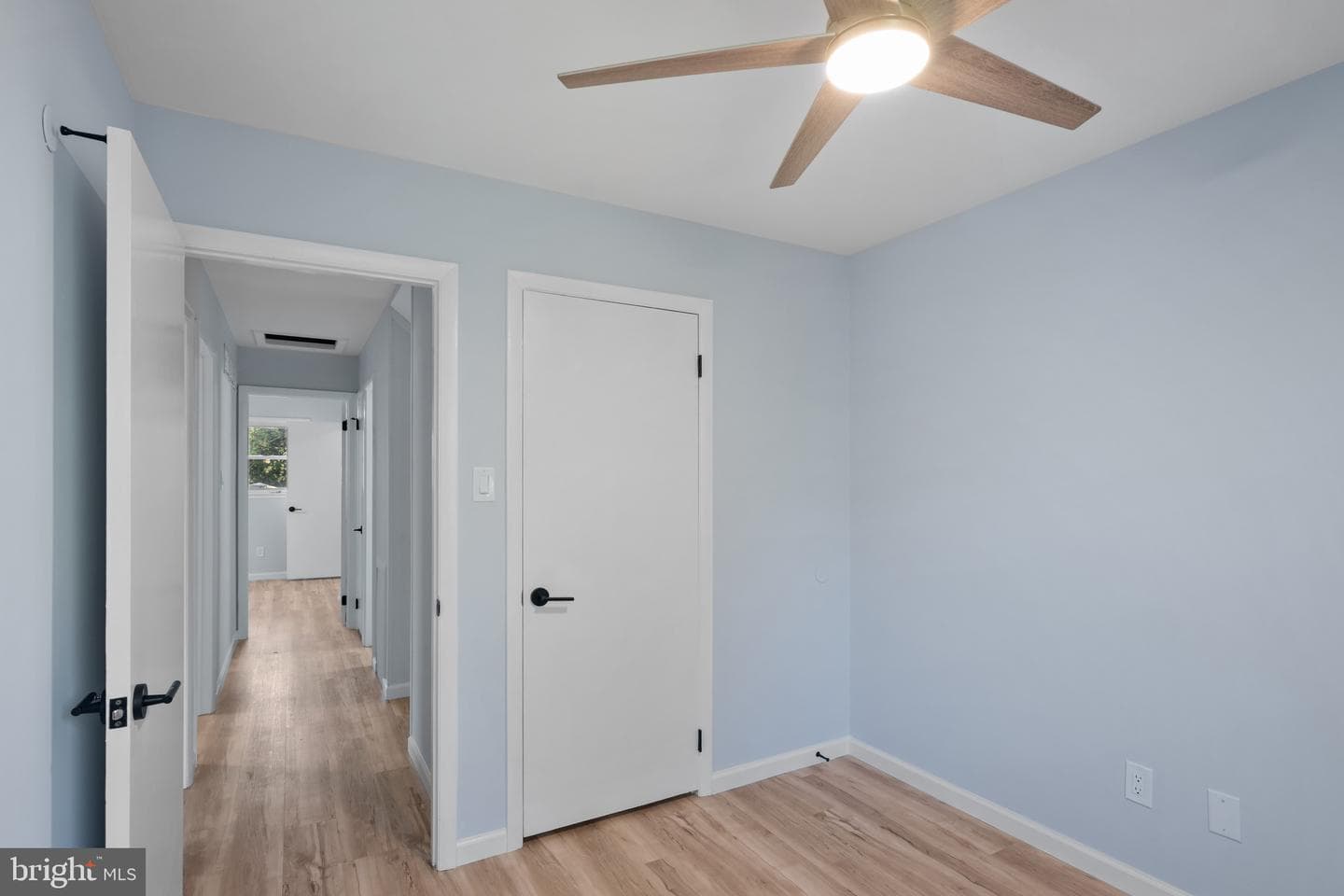 4728 Redfern Court photo 31