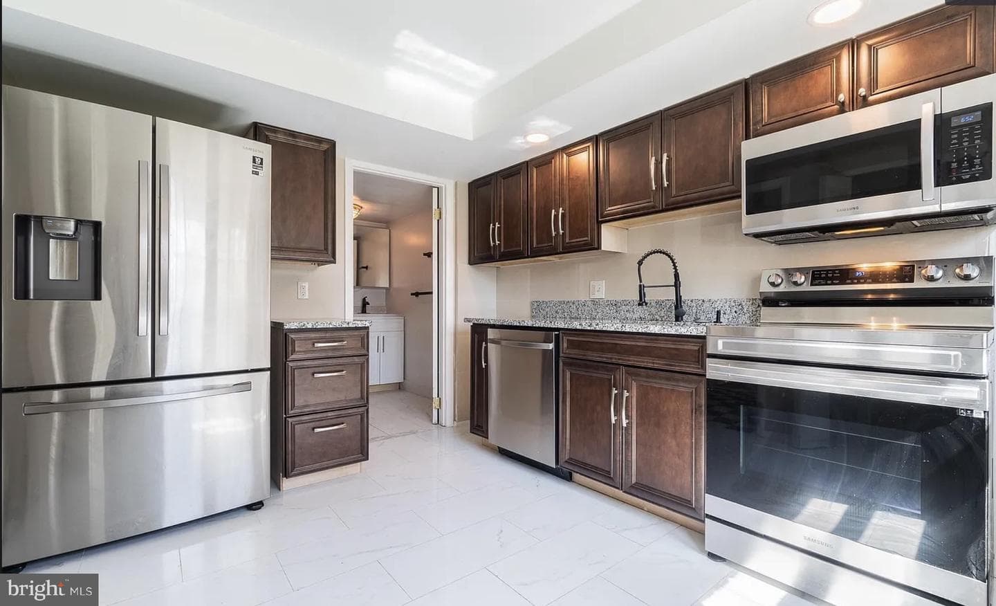 4728 Redfern Court photo 42