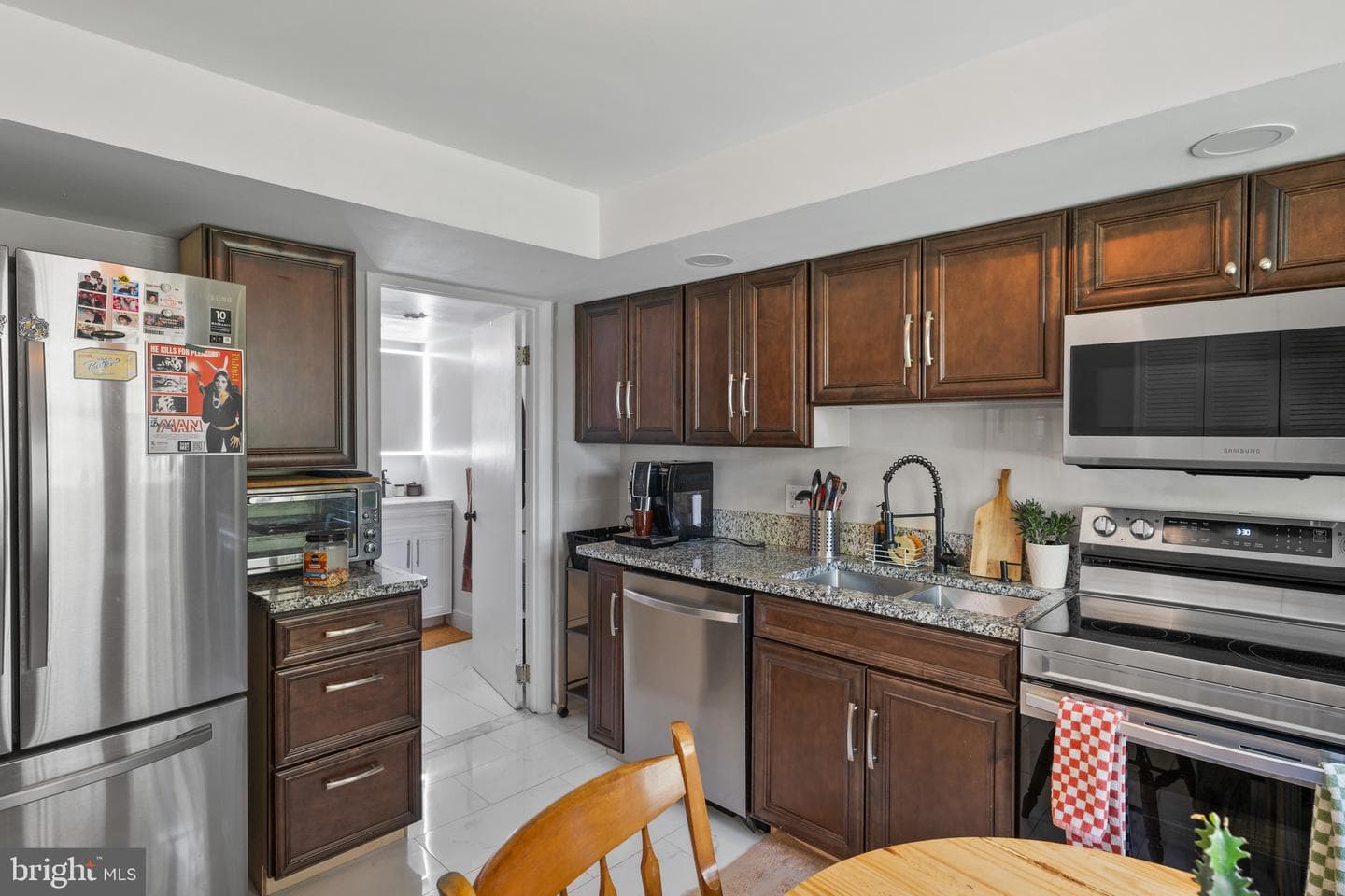 4728 Redfern Court photo 57