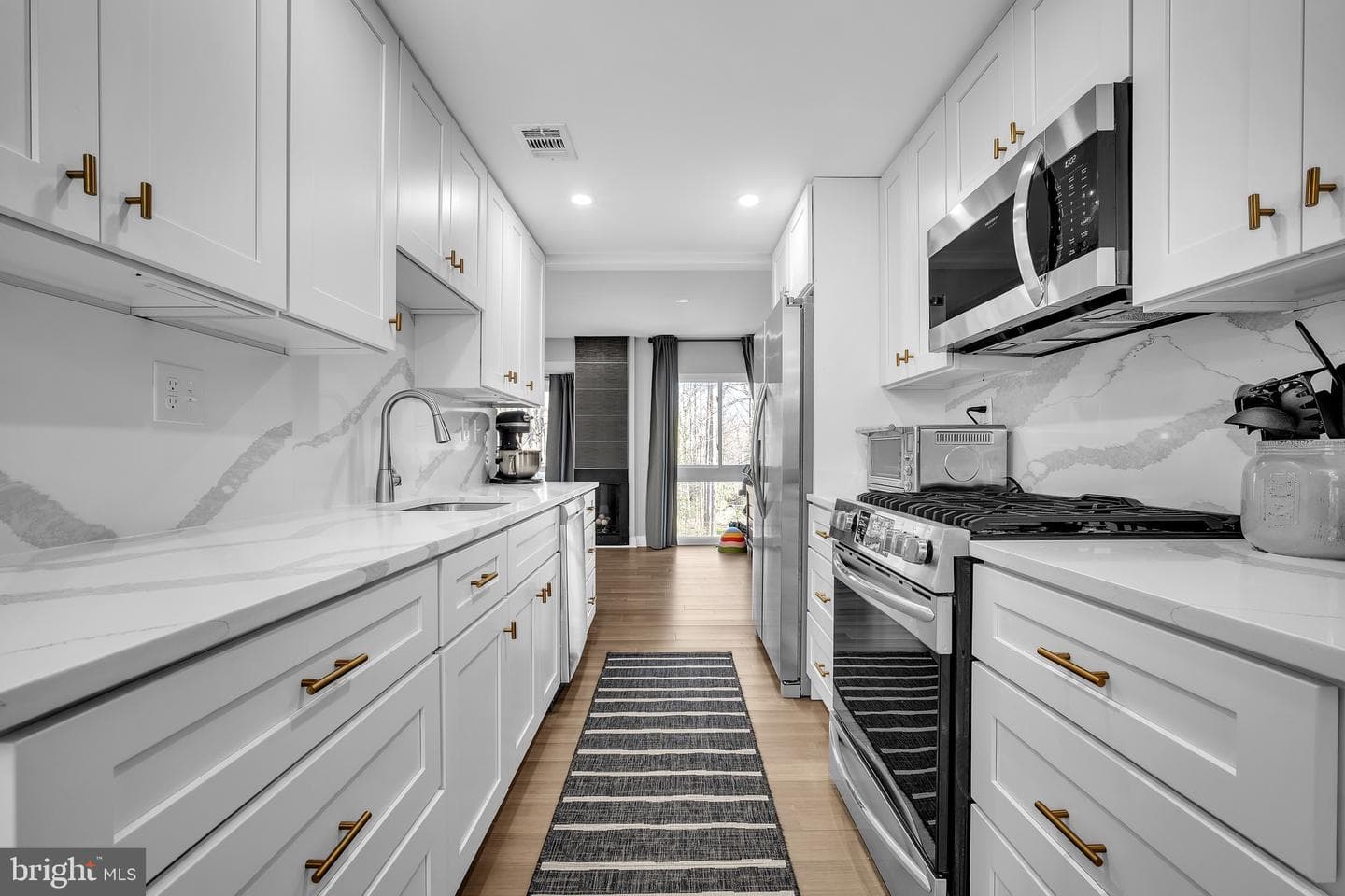 2357 Generation Drive photo 6