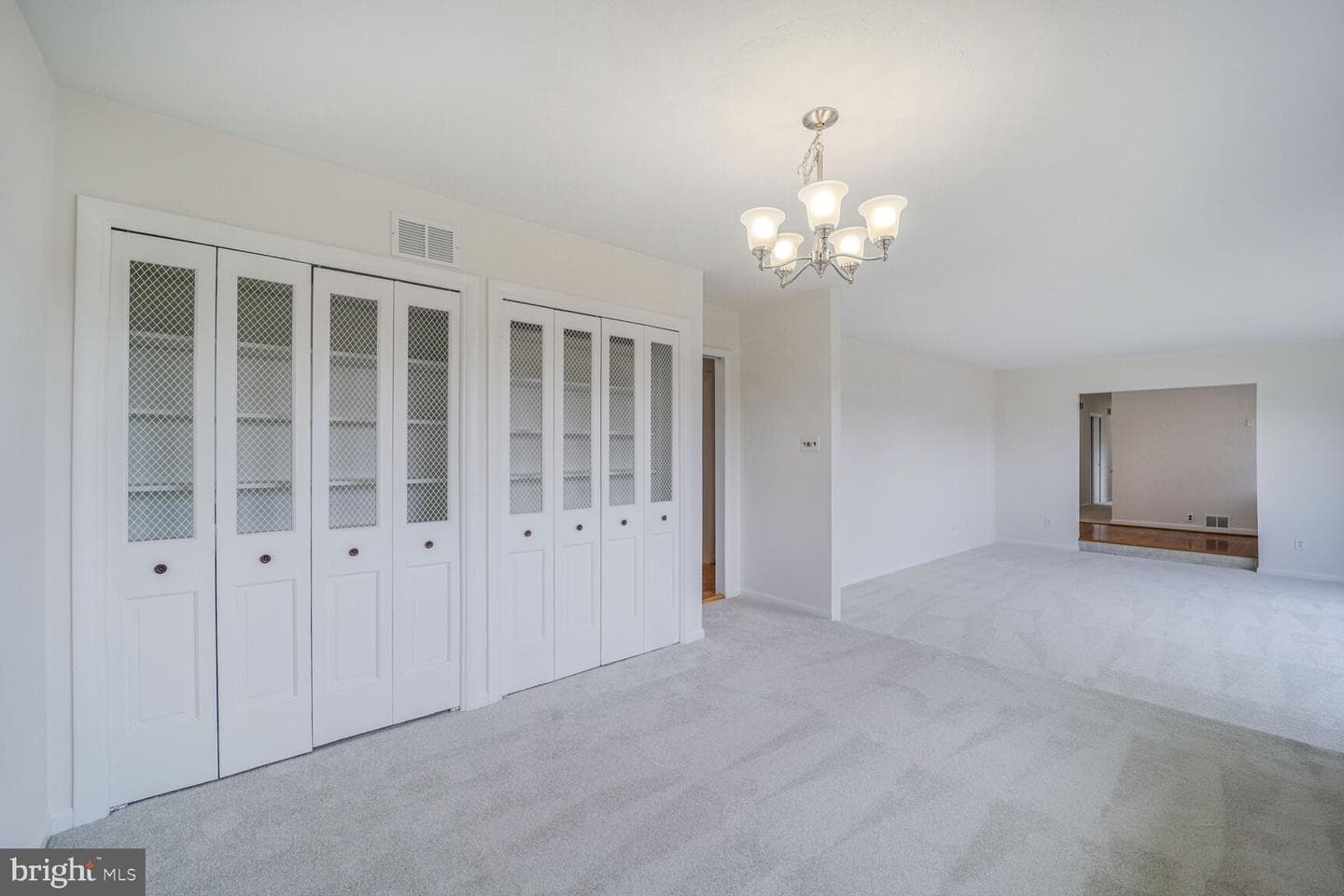 5017 Ravensworth Road photo 14