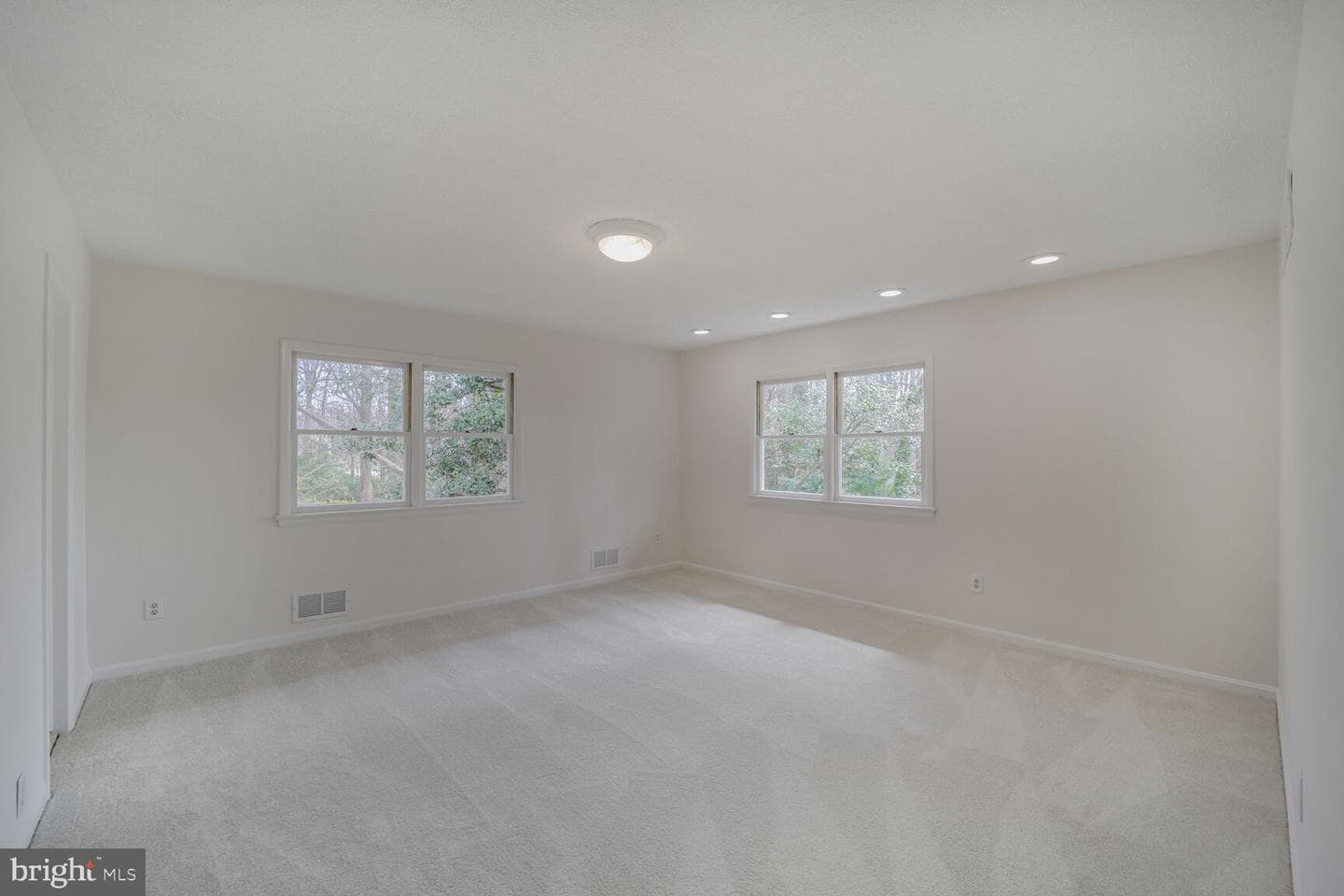 5017 Ravensworth Road photo 16