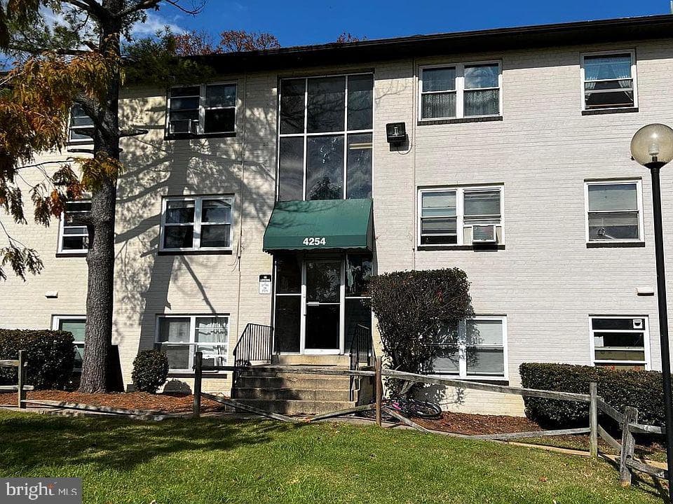 4254 Buckman Road #1