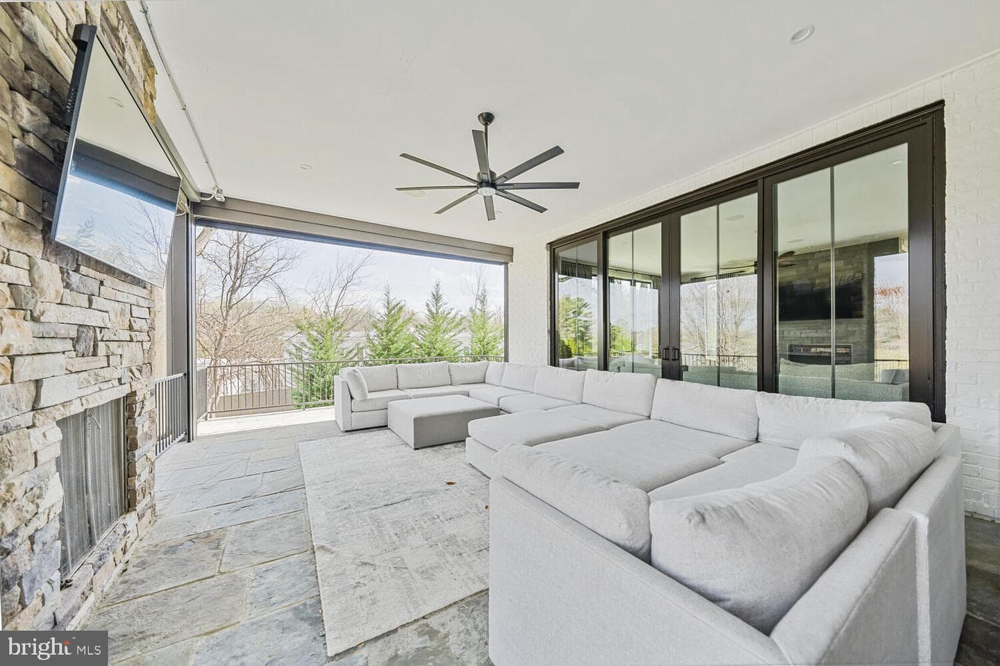 1109 Towlston Road photo 36