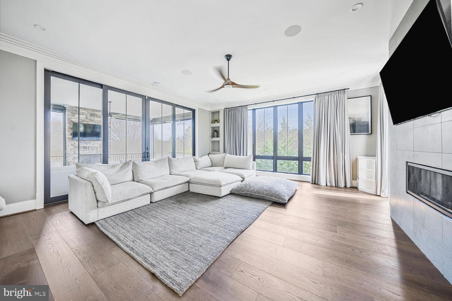 1109 Towlston Road photo 9