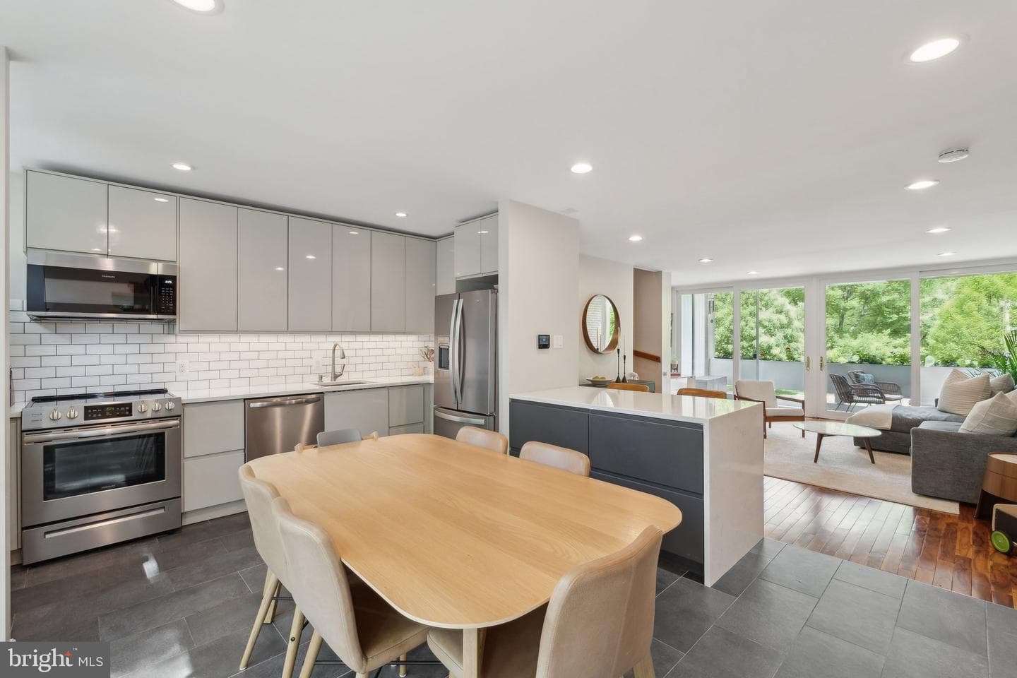 11599 Maple Ridge Road photo 17