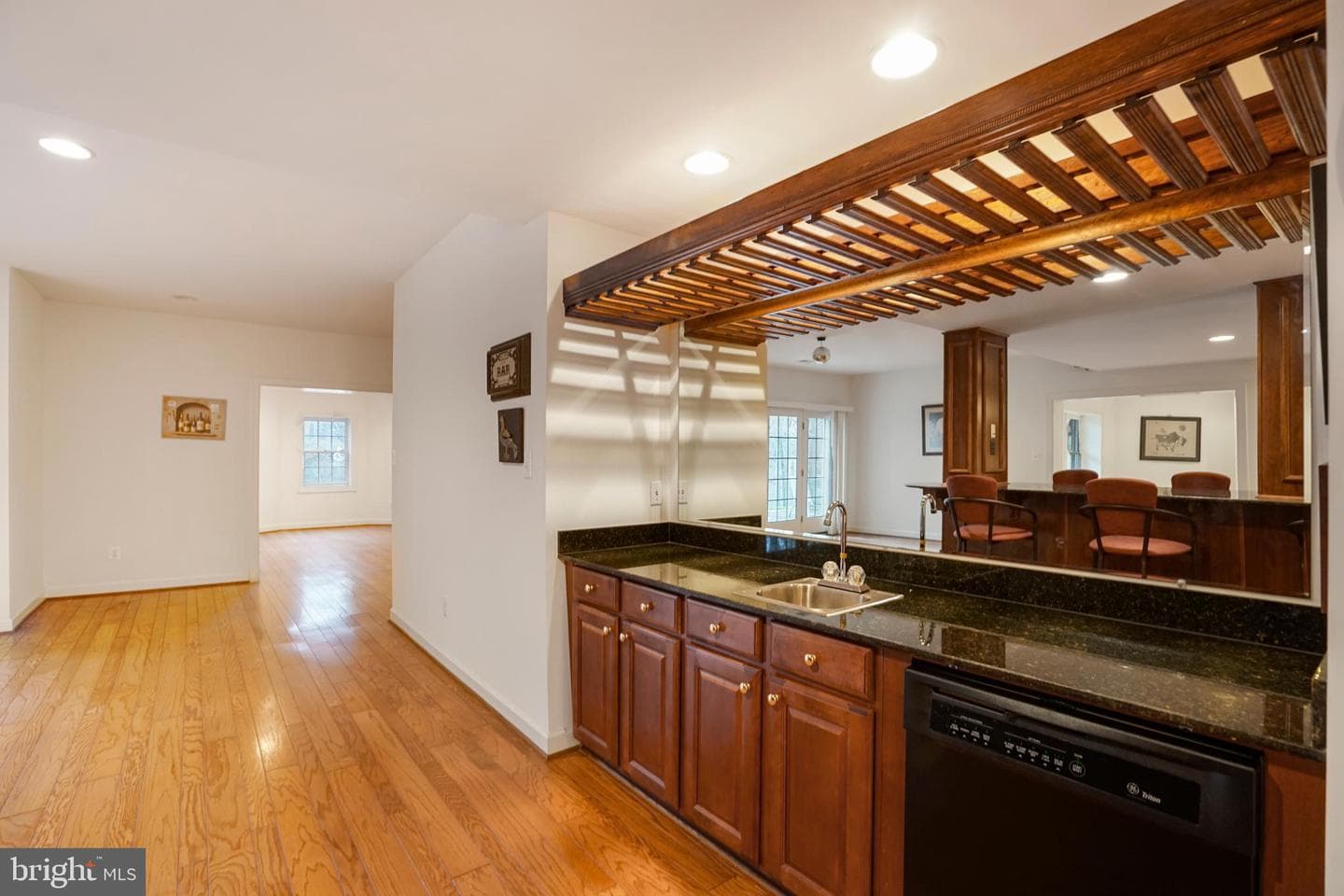 8404 Cardinal Rose Court photo 39