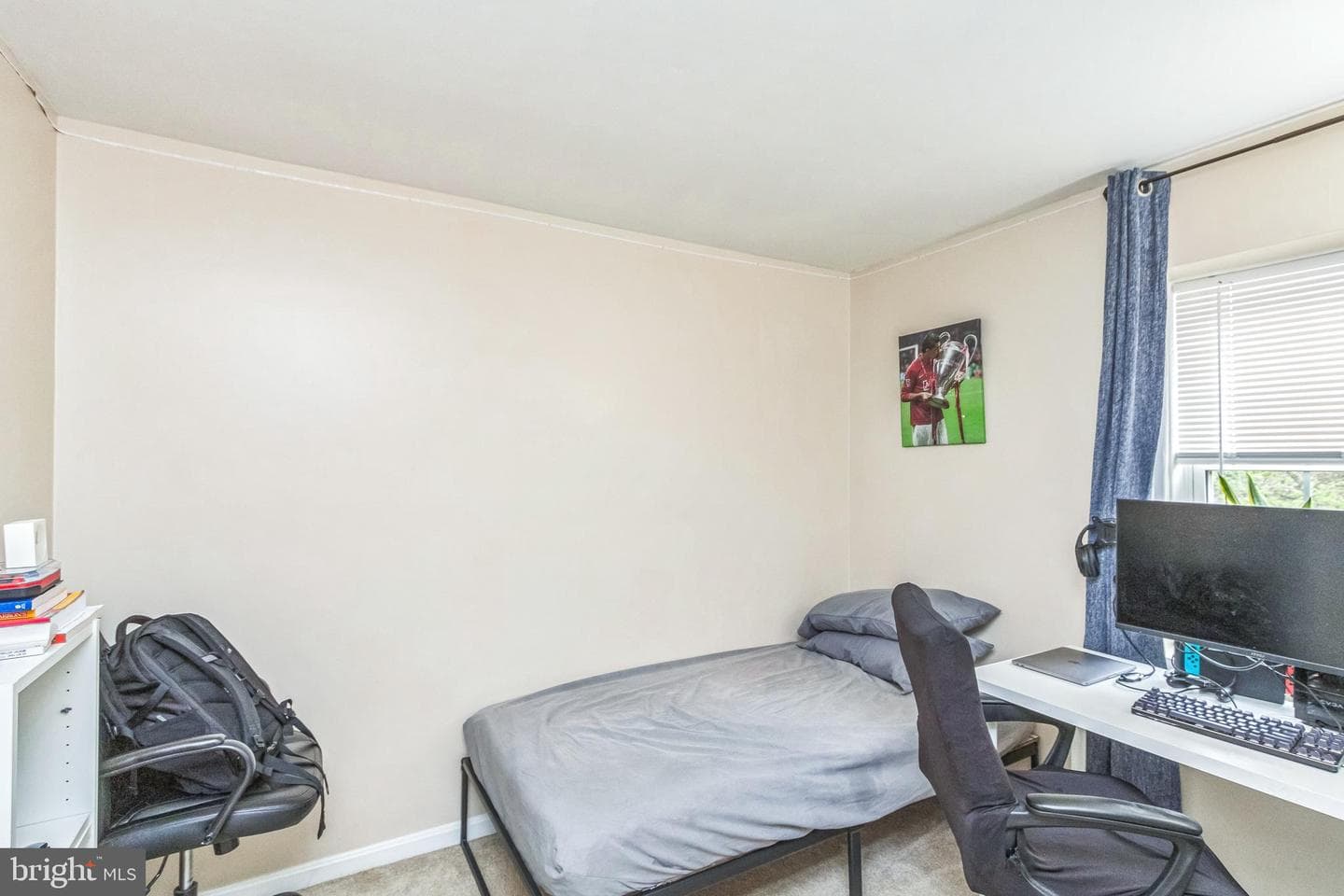 7449 Foxleigh Way photo 27