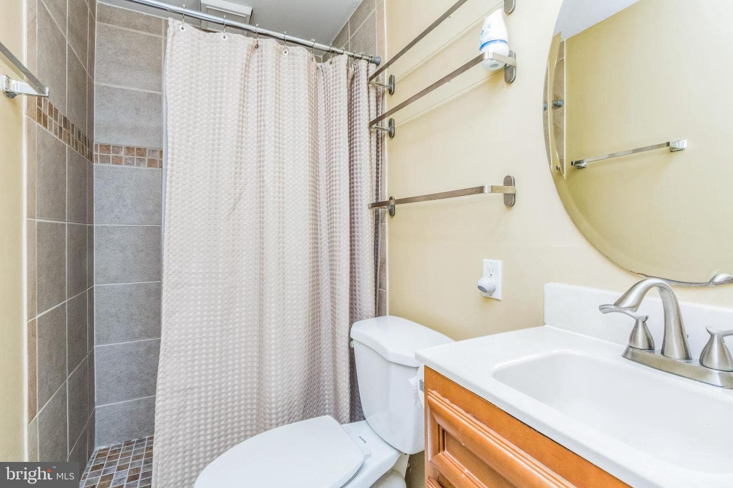 7449 Foxleigh Way photo 29