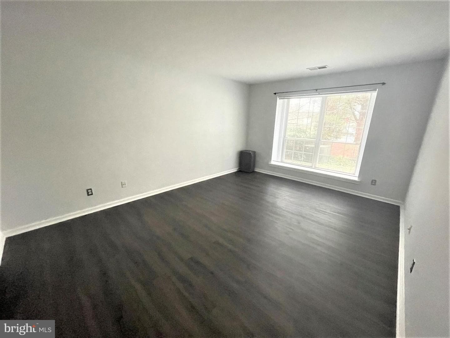 4555 Interlachen Court #h photo 11